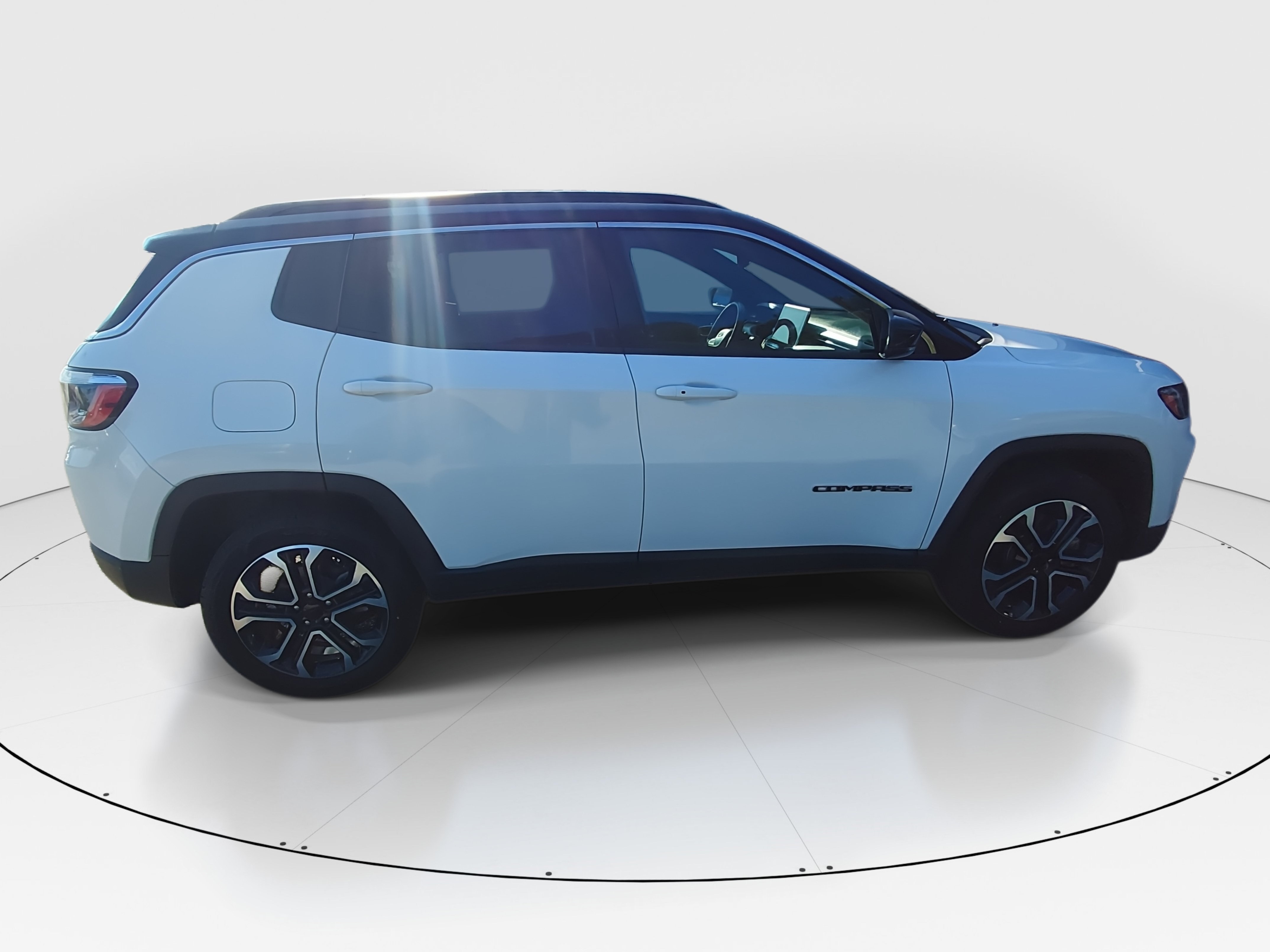 2023 Jeep Compass Limited - Photo 8