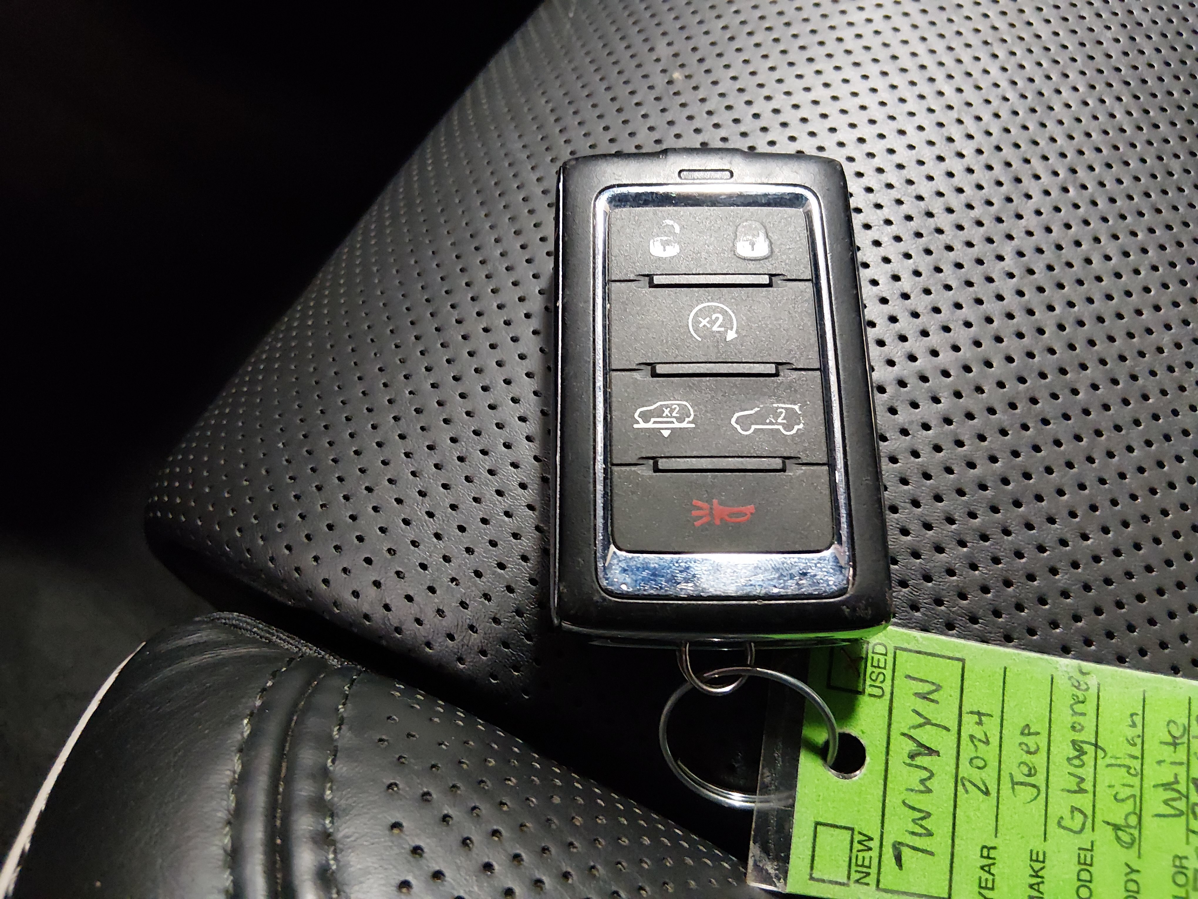 2024 Jeep Grand Wagoneer L Series II - Photo 15