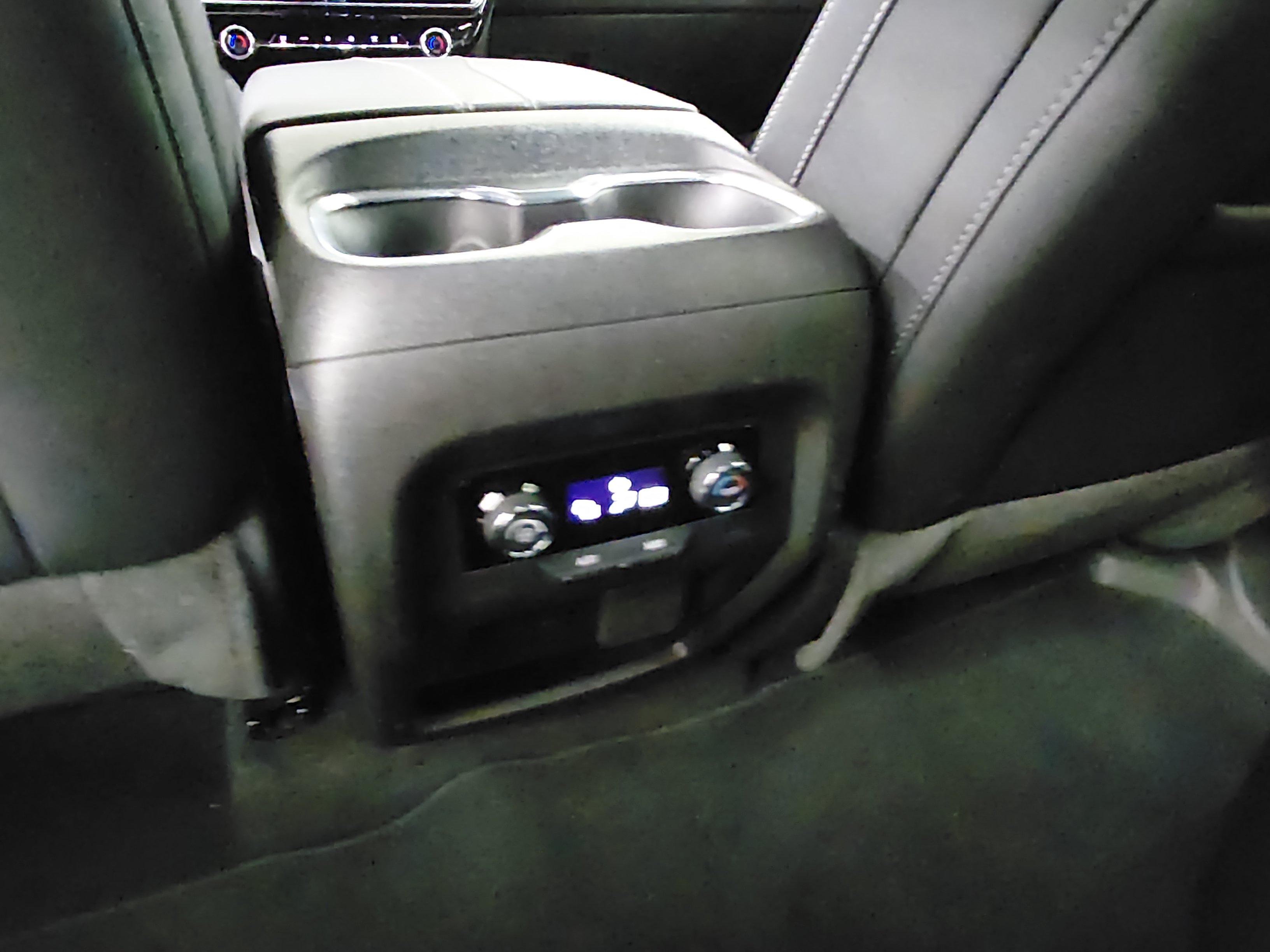 2025 Chevrolet Traverse LT - Photo 22