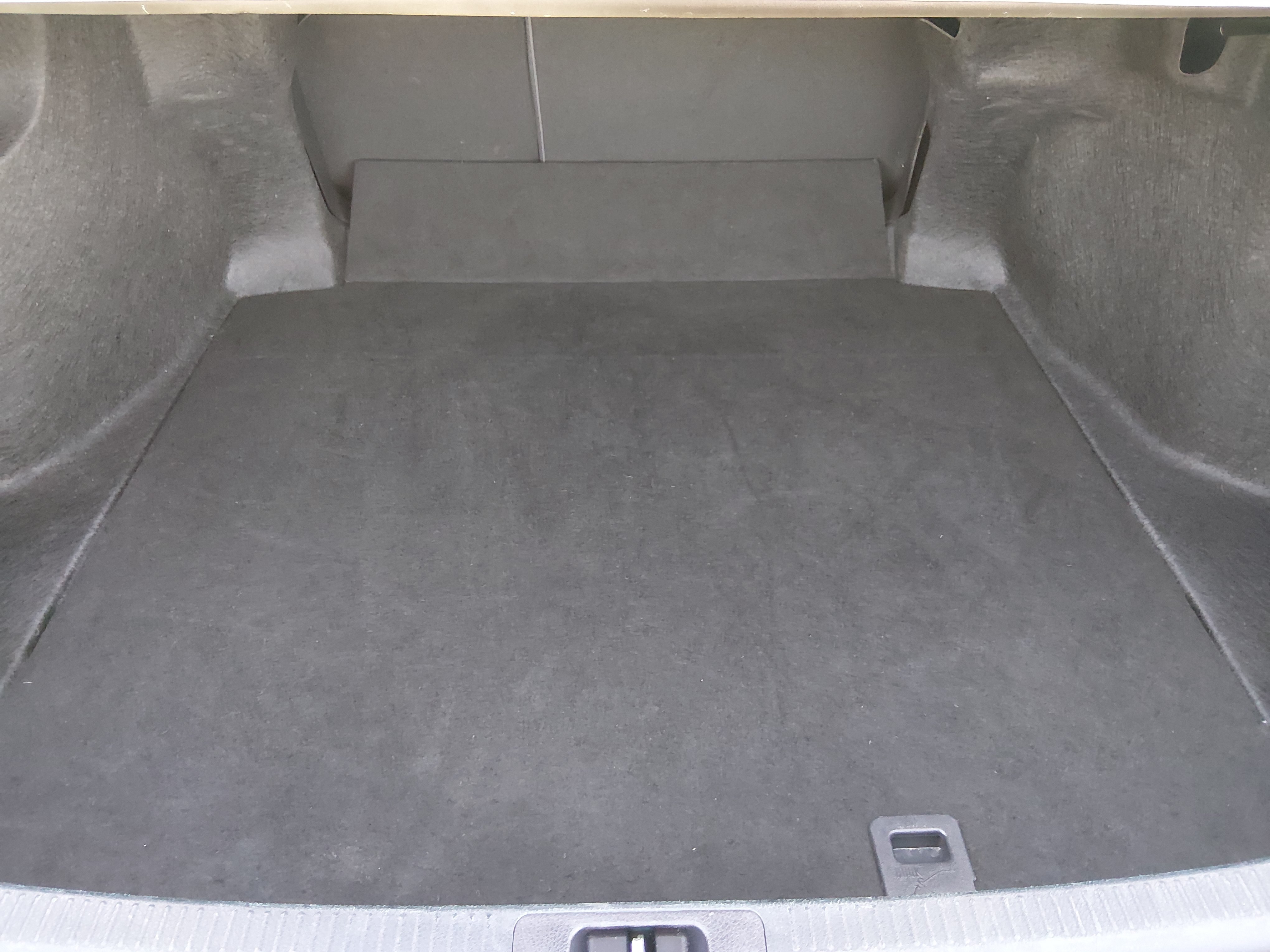 2024 Toyota Camry SE - Photo 11