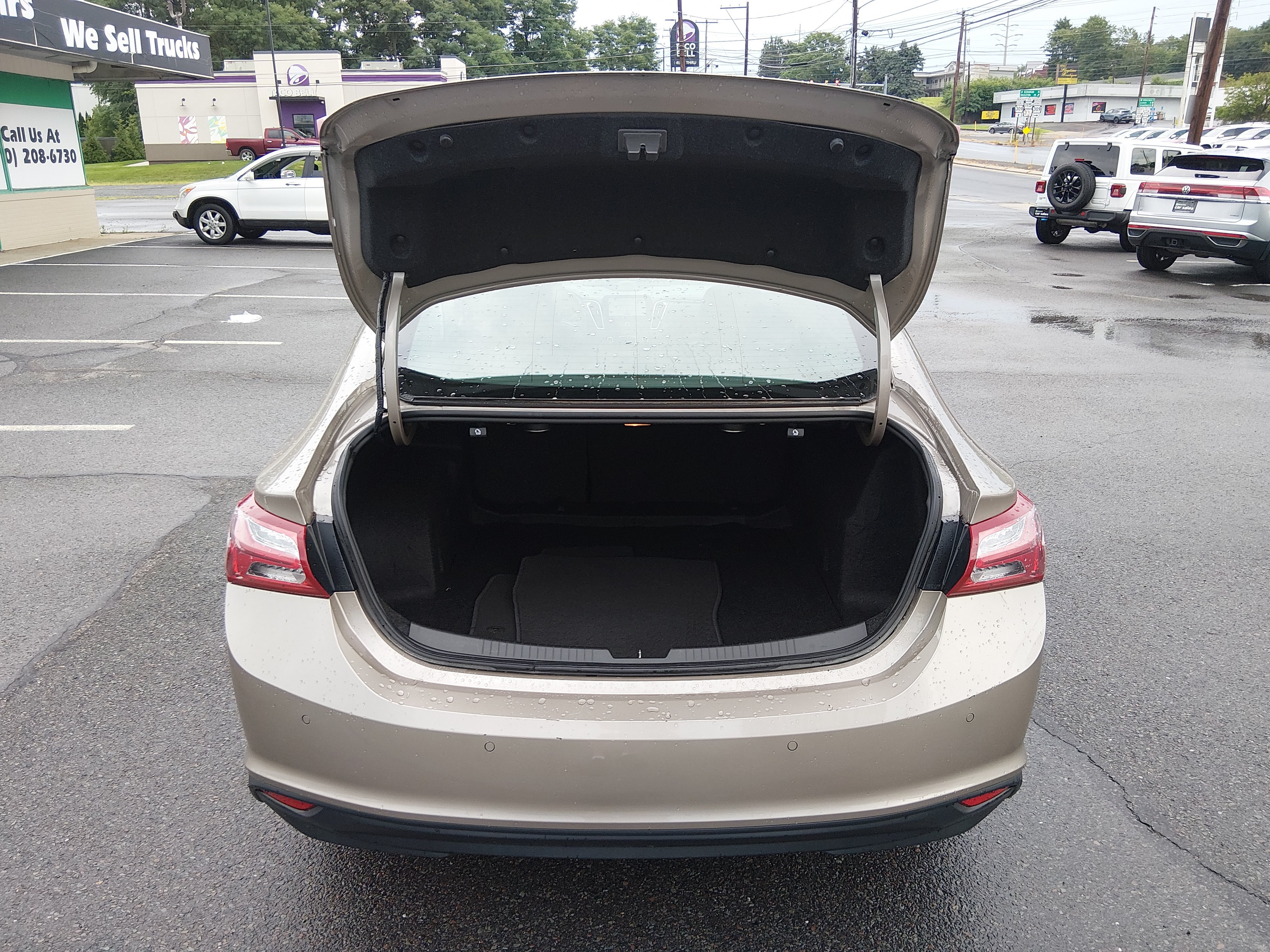 2024 Chevrolet Malibu 2LT - Photo 11