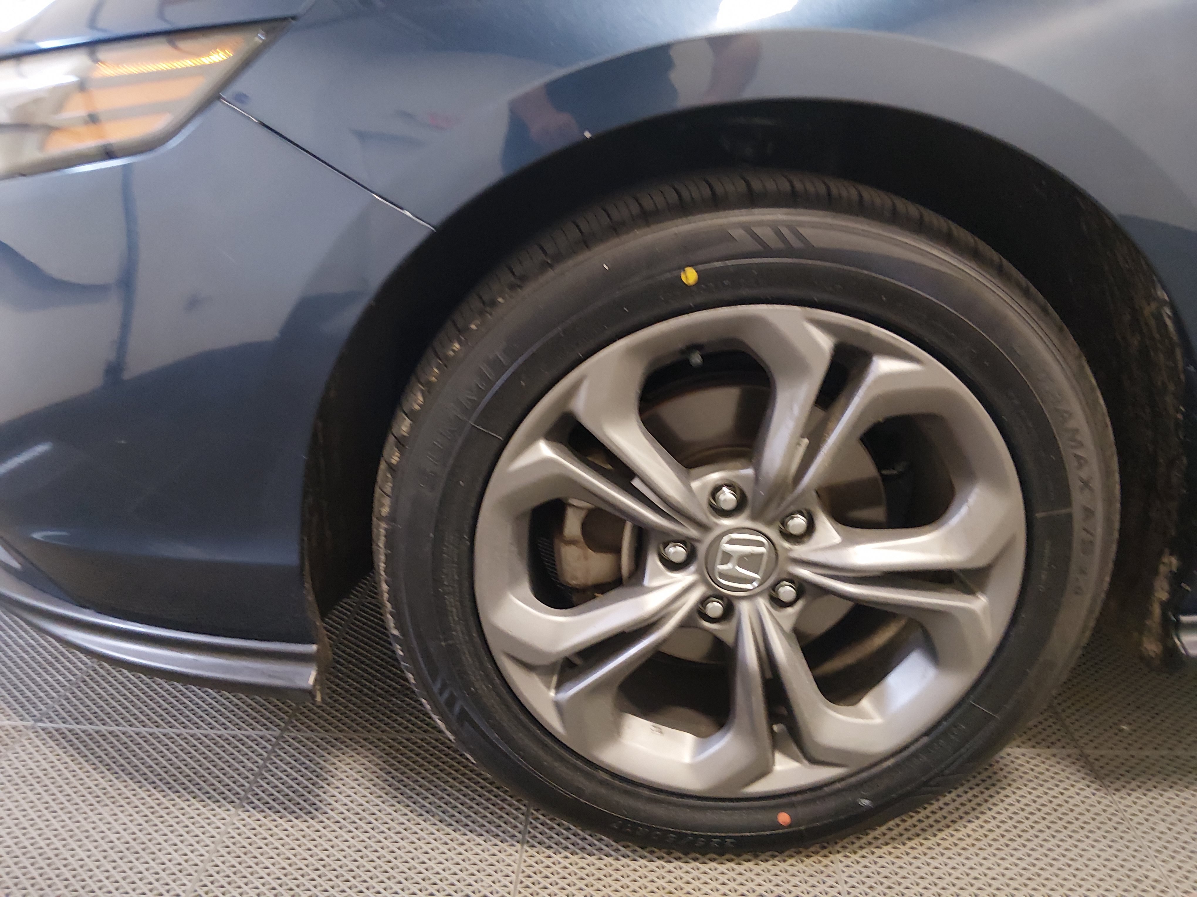 2024 Honda Accord EX - Photo 10