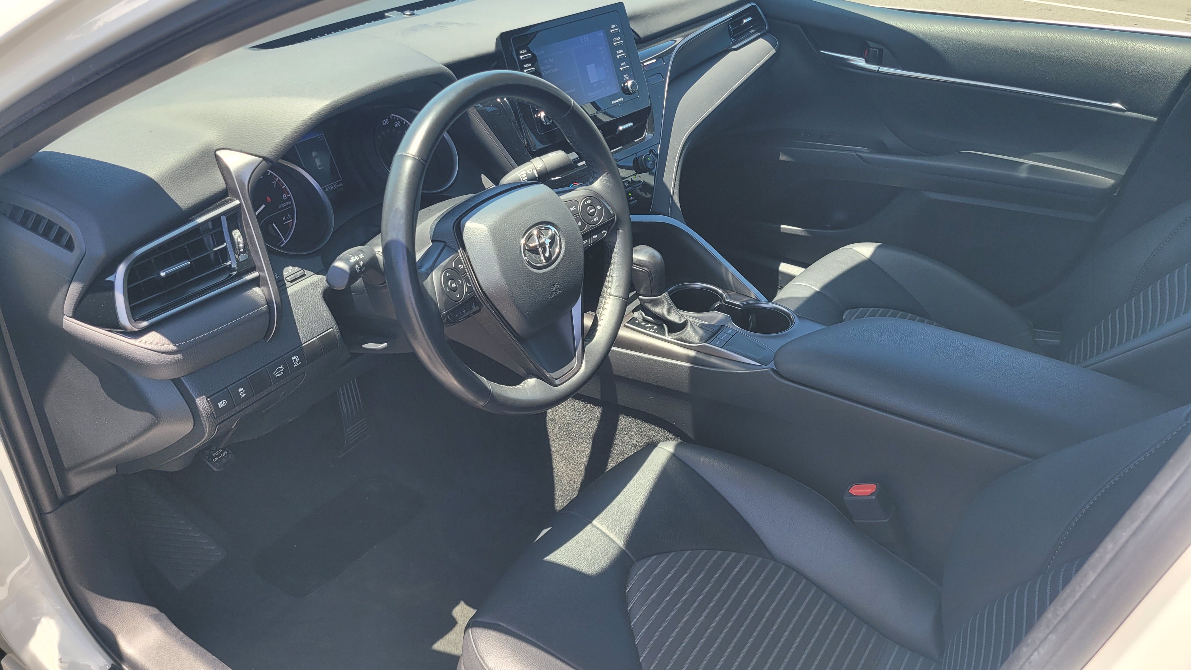2024 Toyota Camry SE - Photo 12