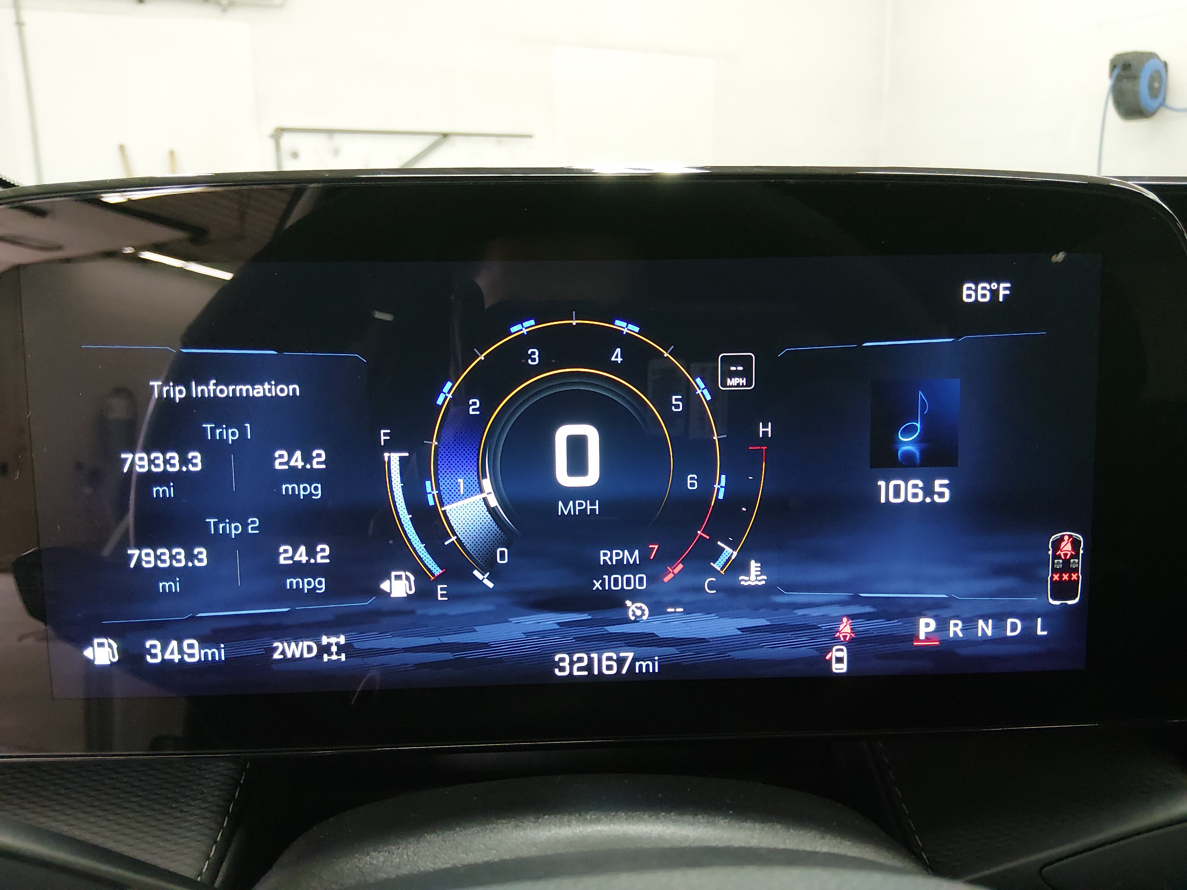 2025 Chevrolet Equinox LT - Photo 14