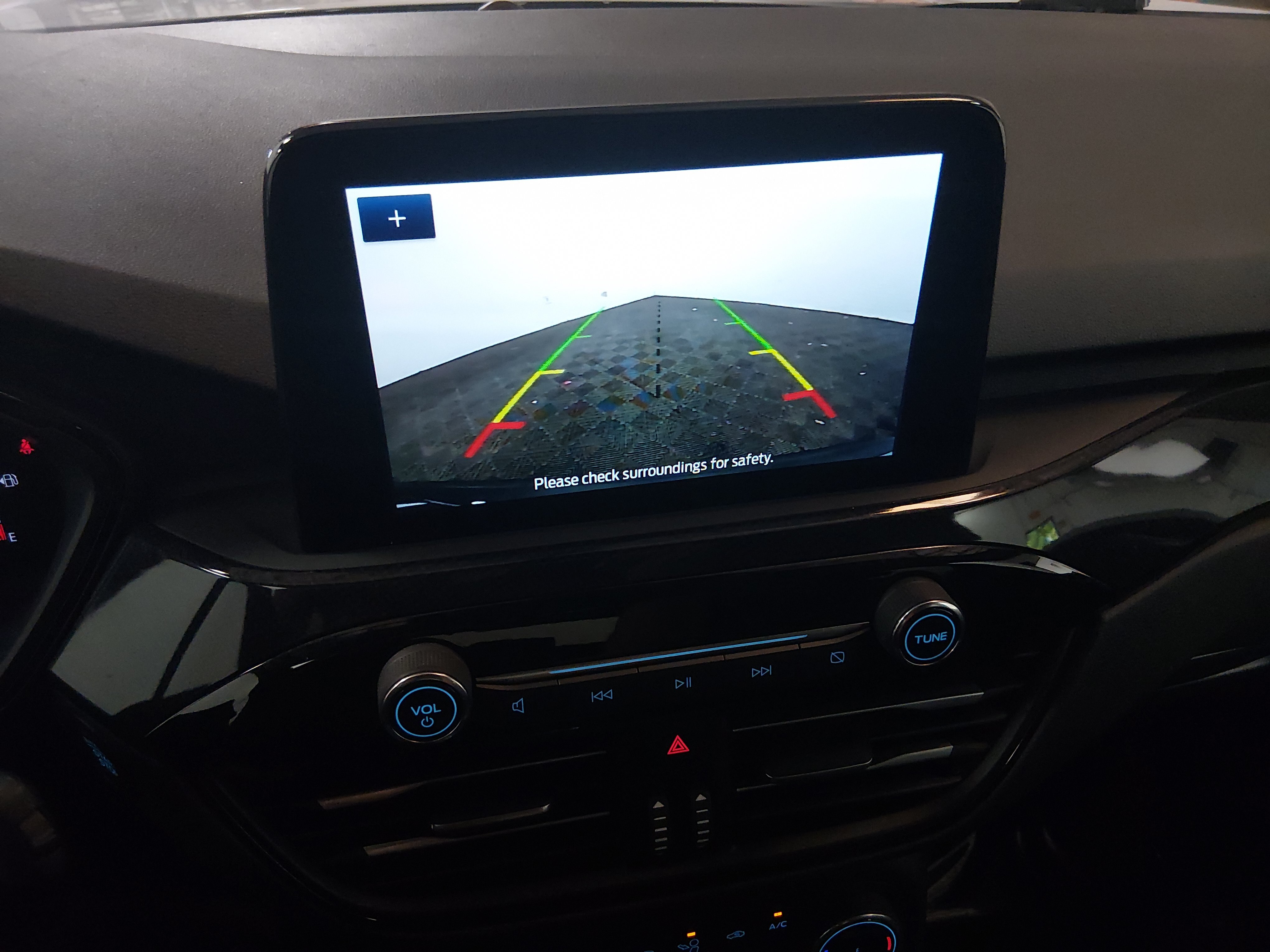 2025 Ford Escape ST-Line Select - Photo 16
