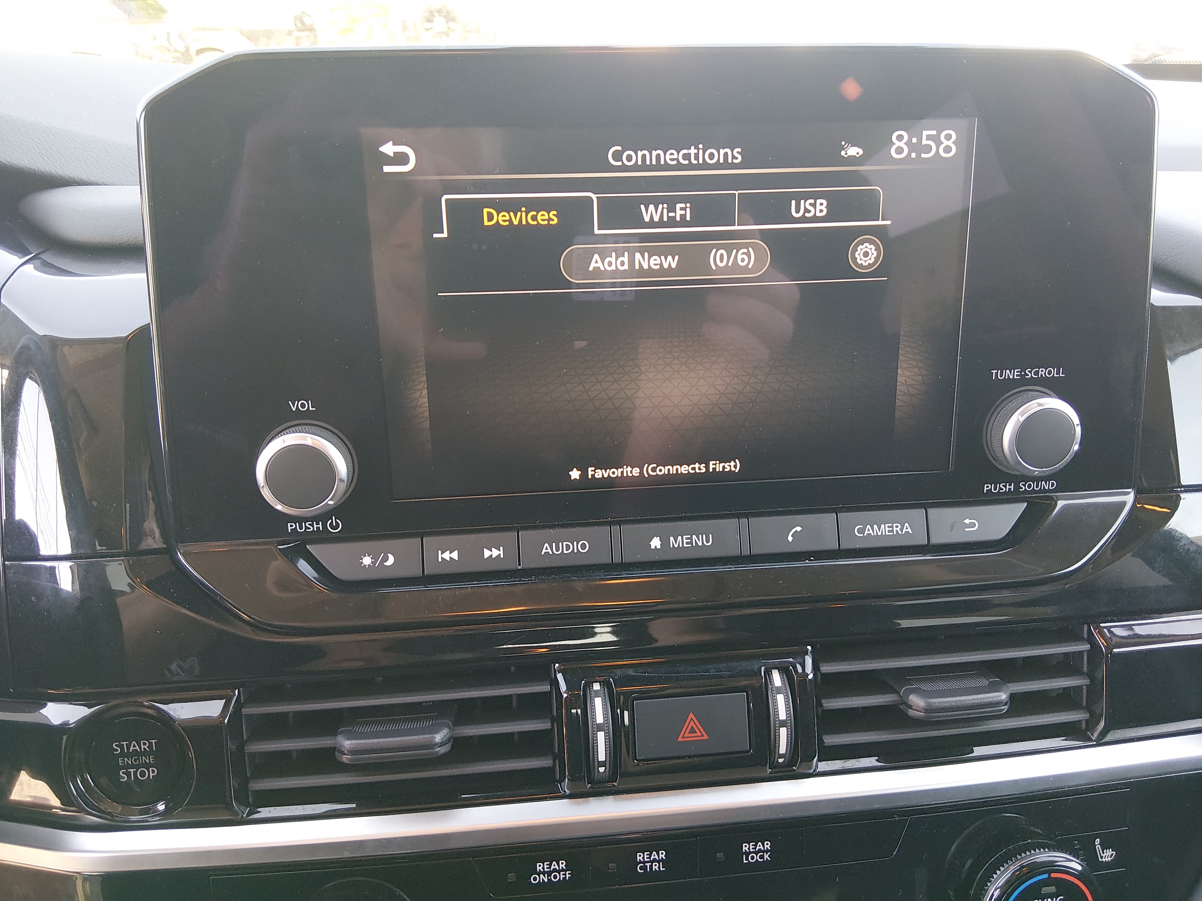 2025 Nissan Pathfinder SV - Photo 20