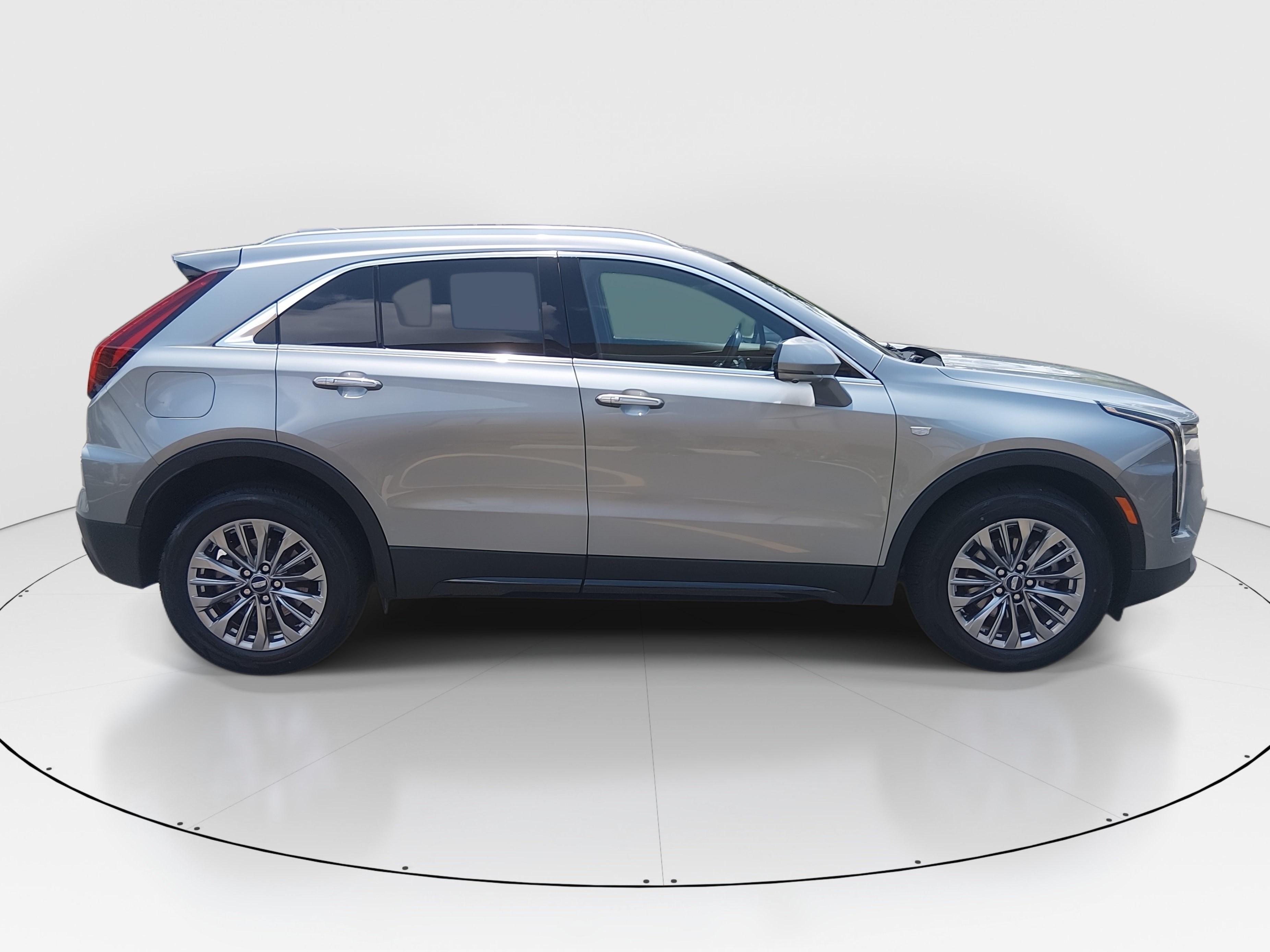 2025 Cadillac XT4 Premium Luxury - Photo 8