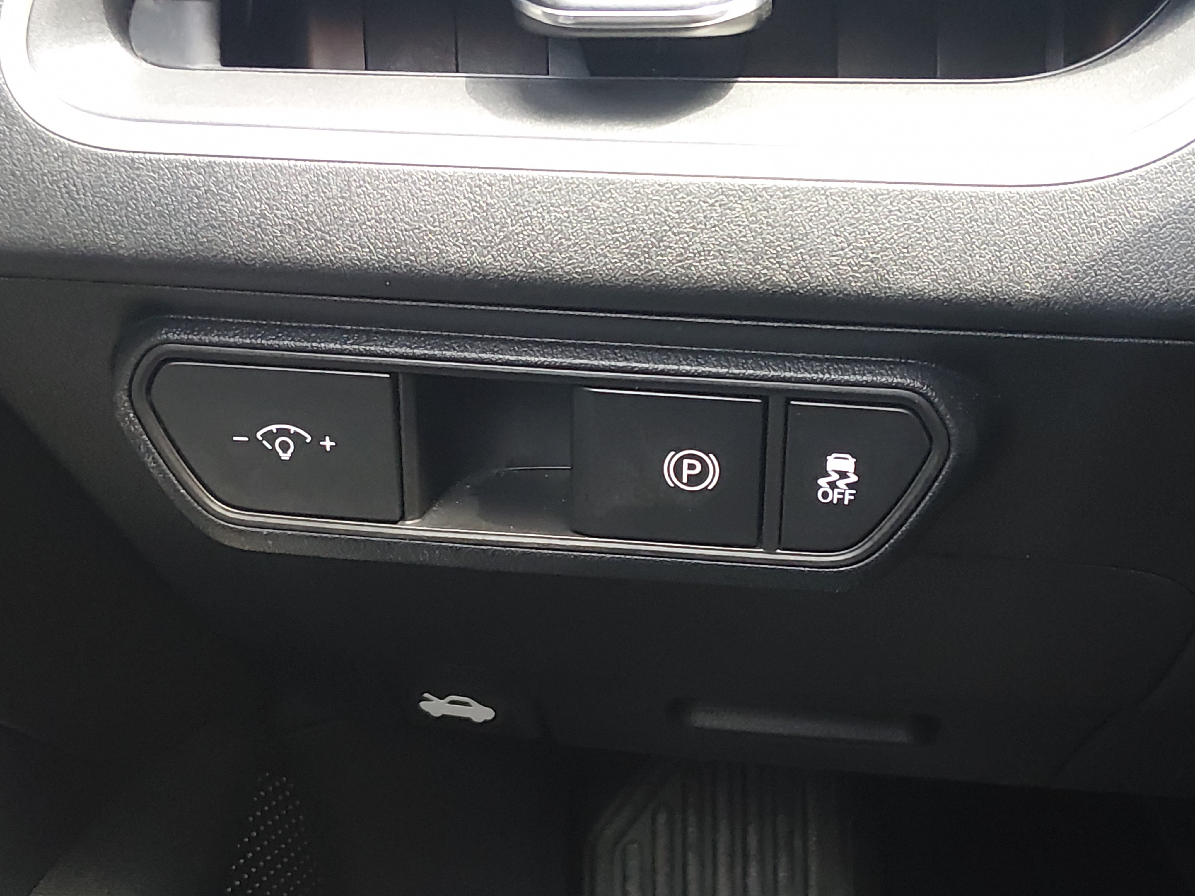 2025 Kia K4 LXS - Photo 13