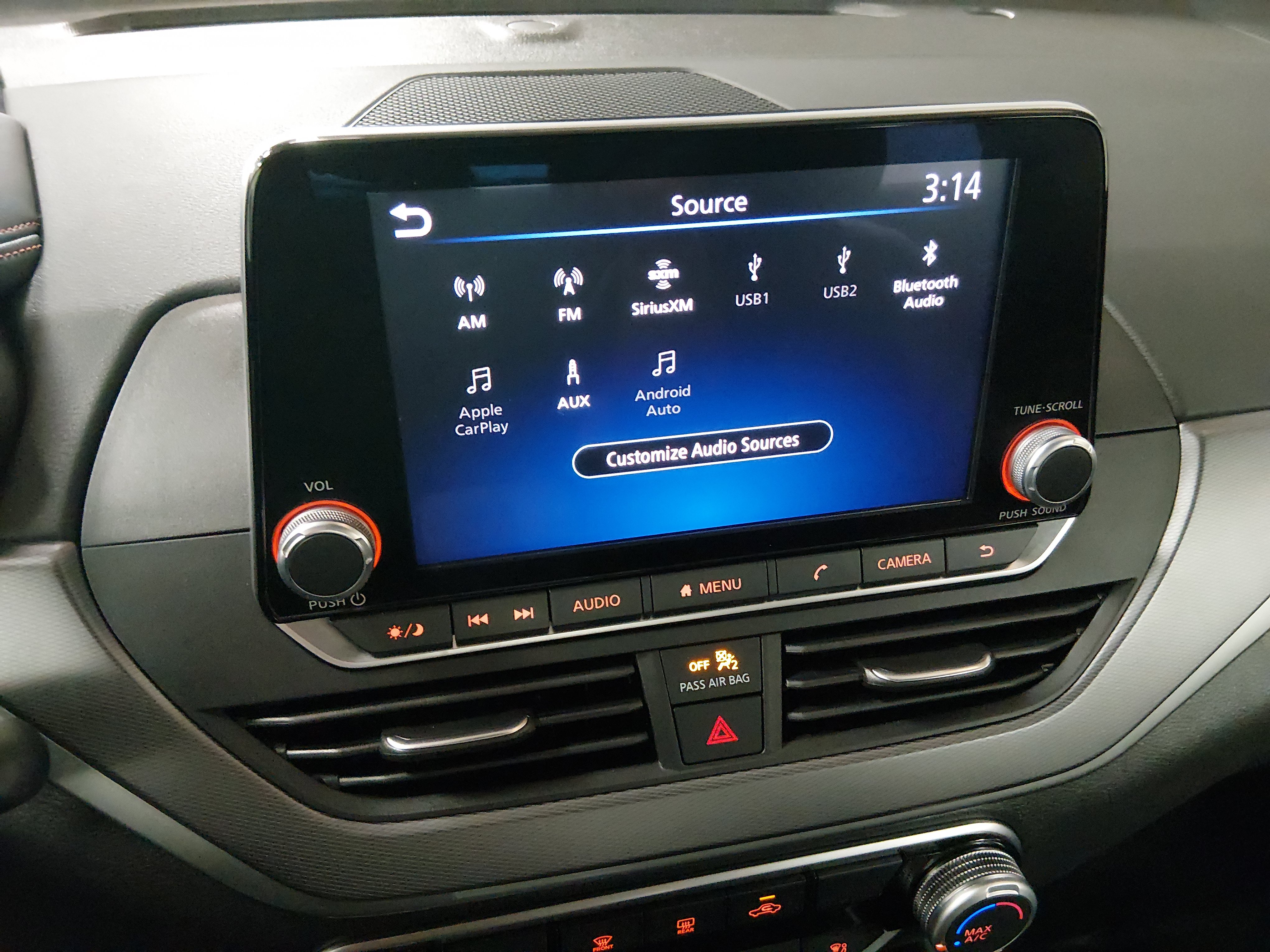 2024 Nissan Altima SR - Photo 19