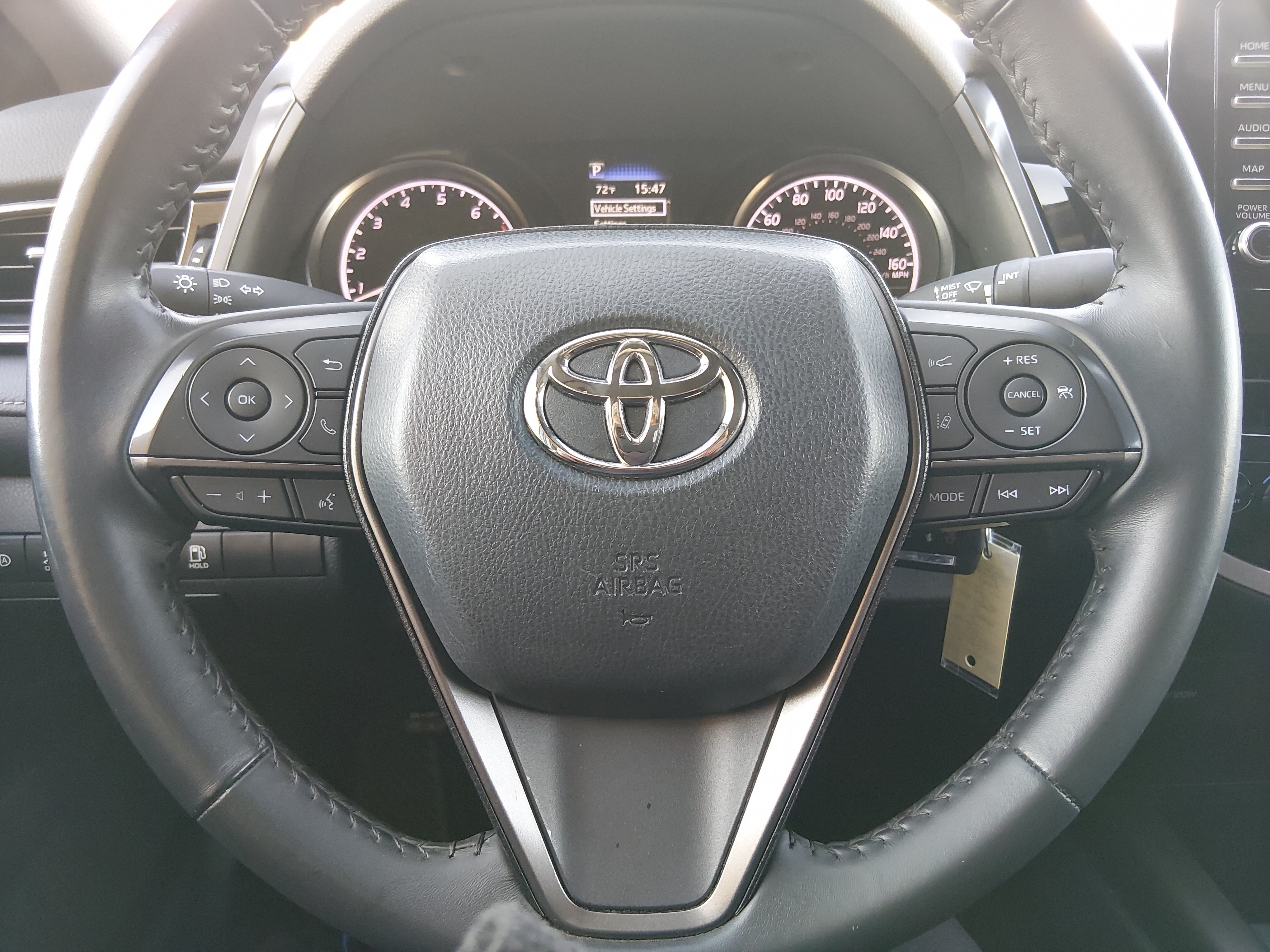 2024 Toyota Camry SE - Photo 12