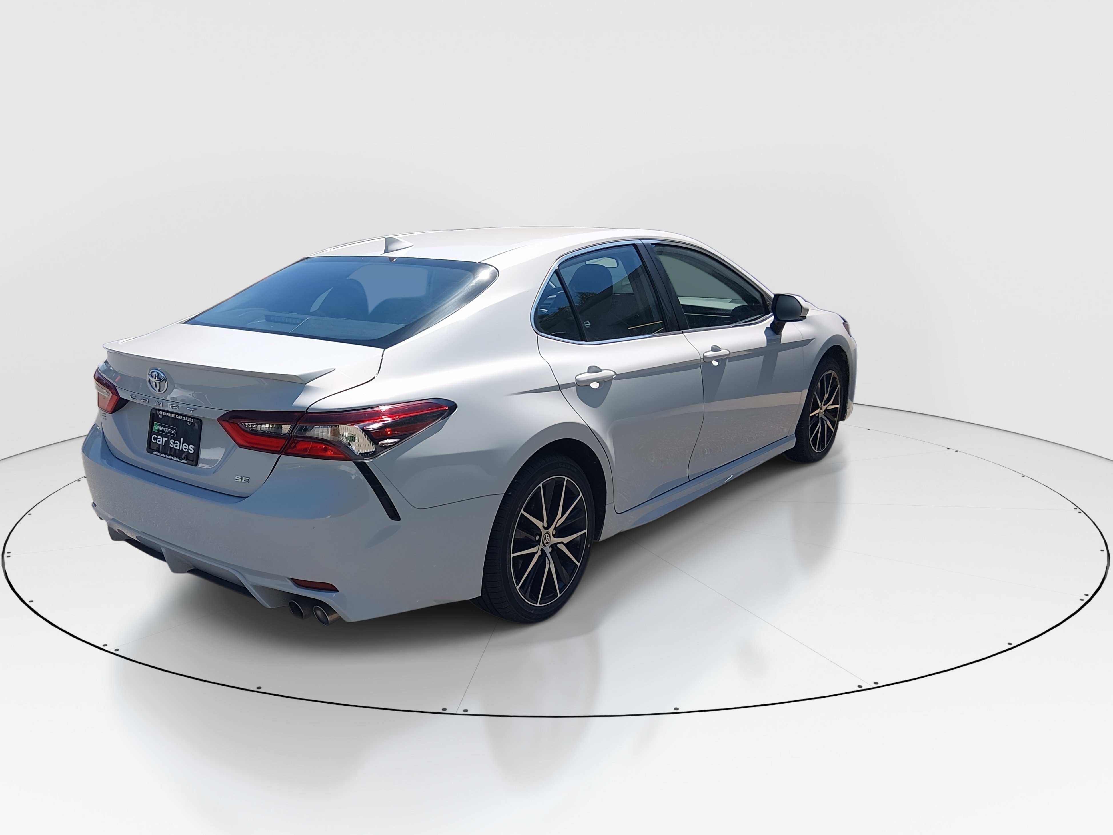 2024 Toyota Camry SE - Photo 7