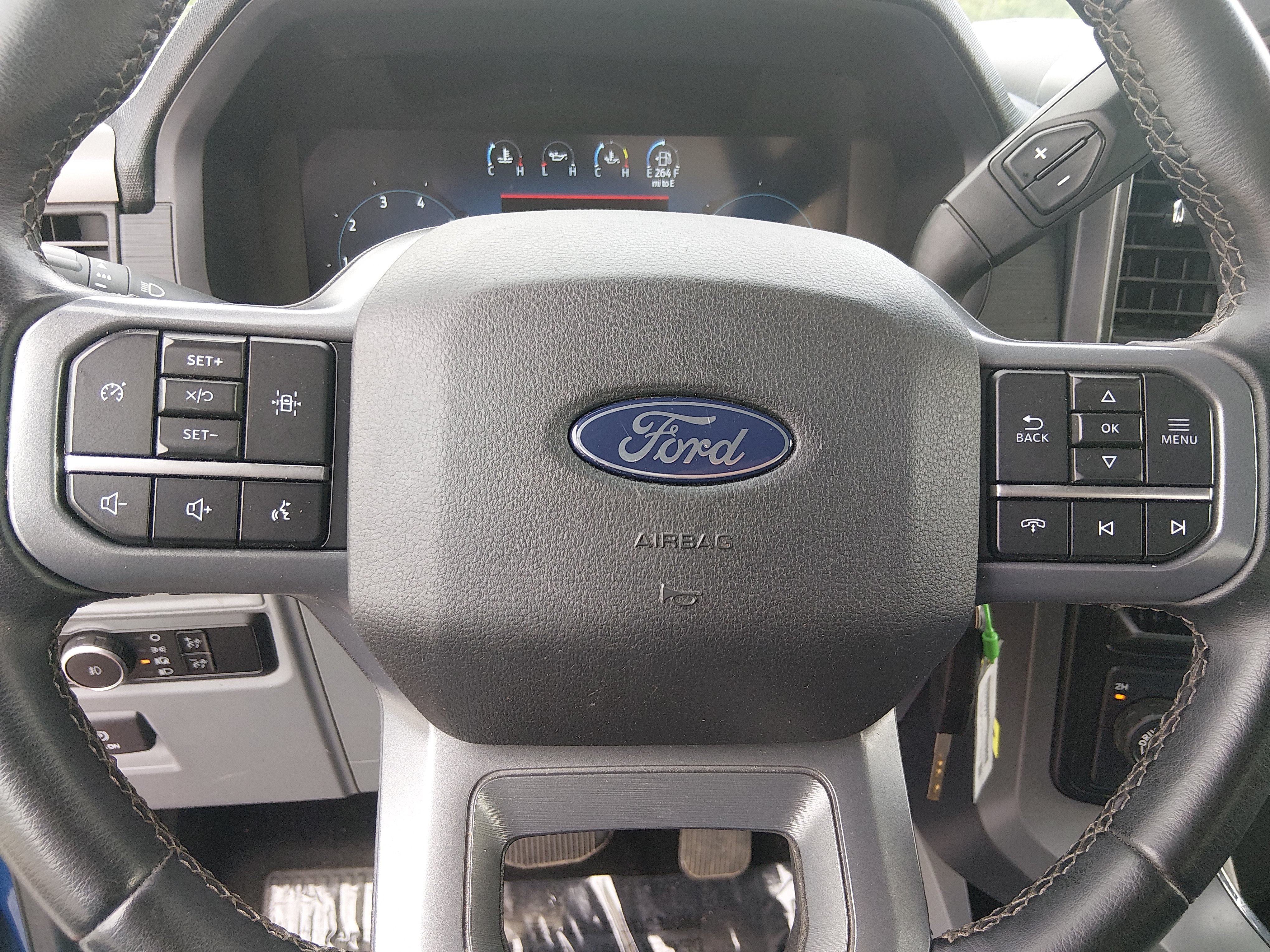 2024 Ford F-150 XLT - Photo 12