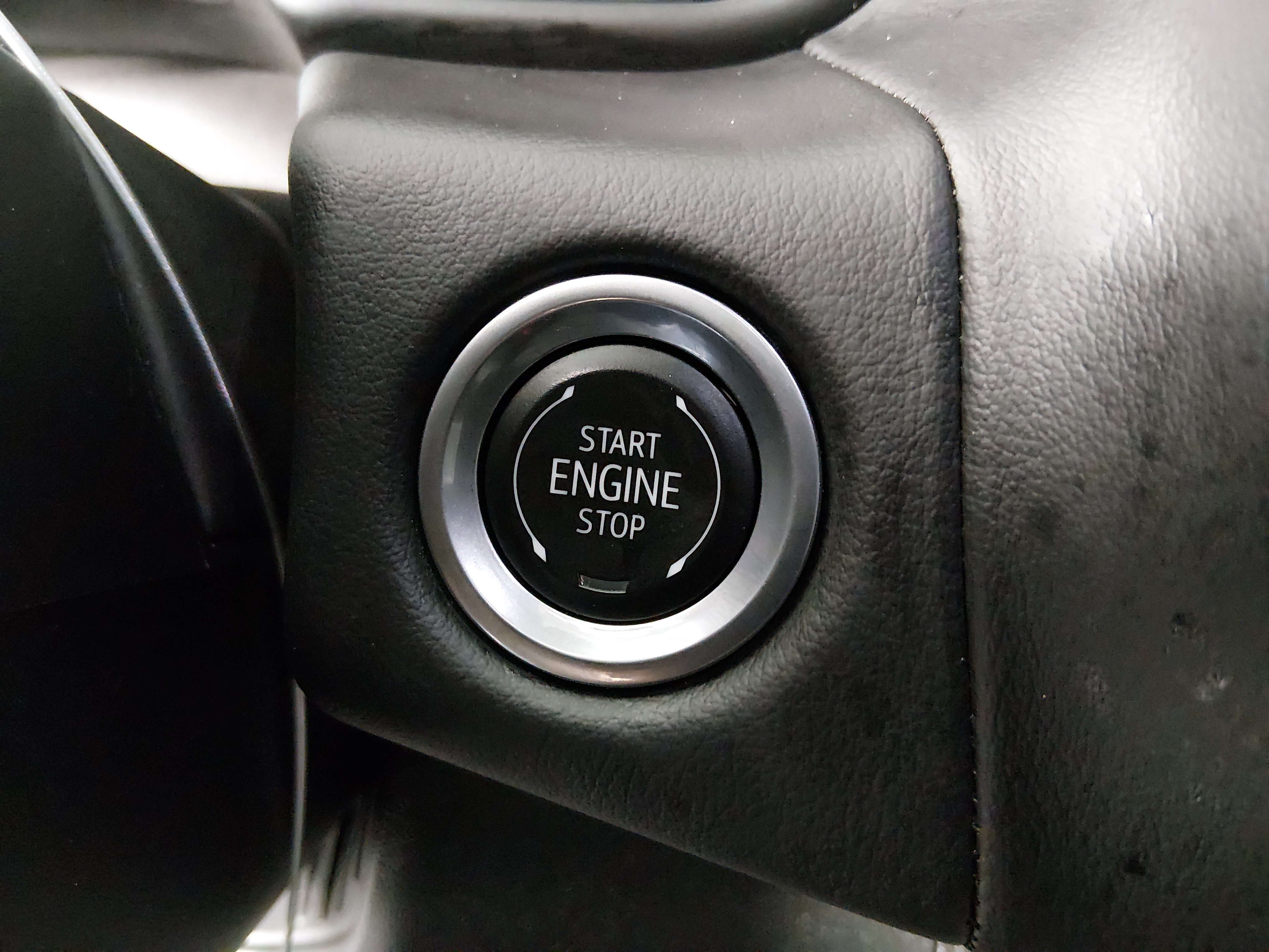 2024 Chevrolet Suburban LT - Photo 19