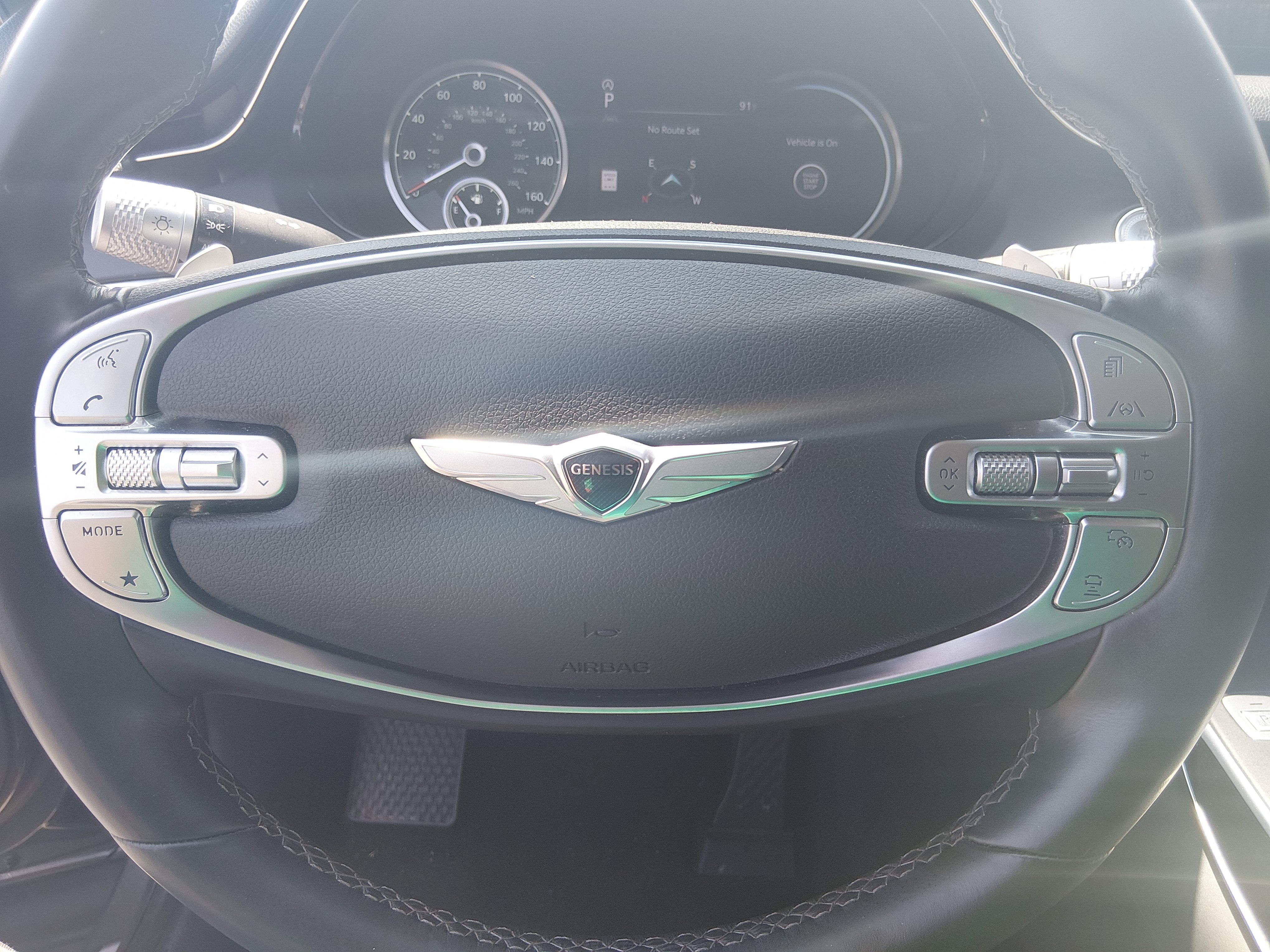 2025 GENESIS GV70 Standard - Photo 12