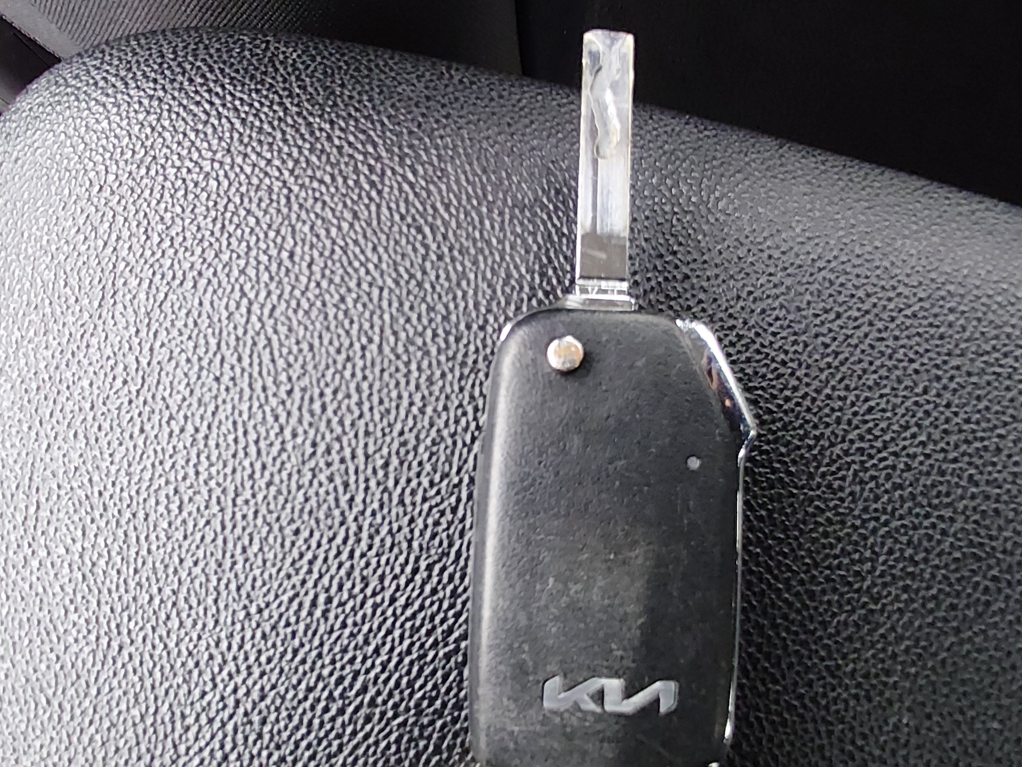 2024 Kia Forte LXS - Photo 15
