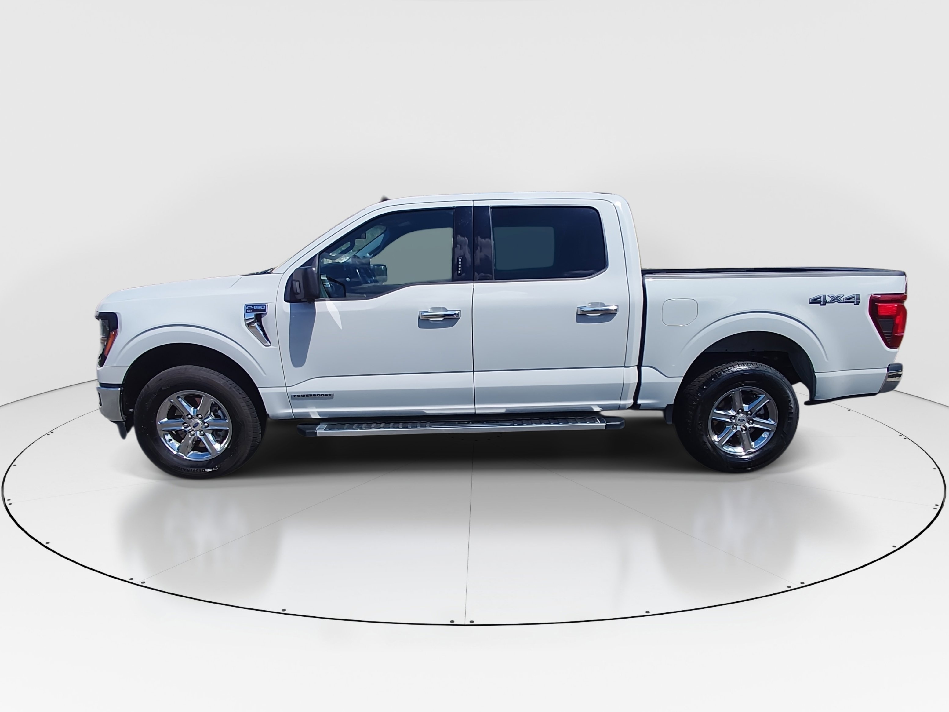 2024 Ford F-150 XLT - Photo 4
