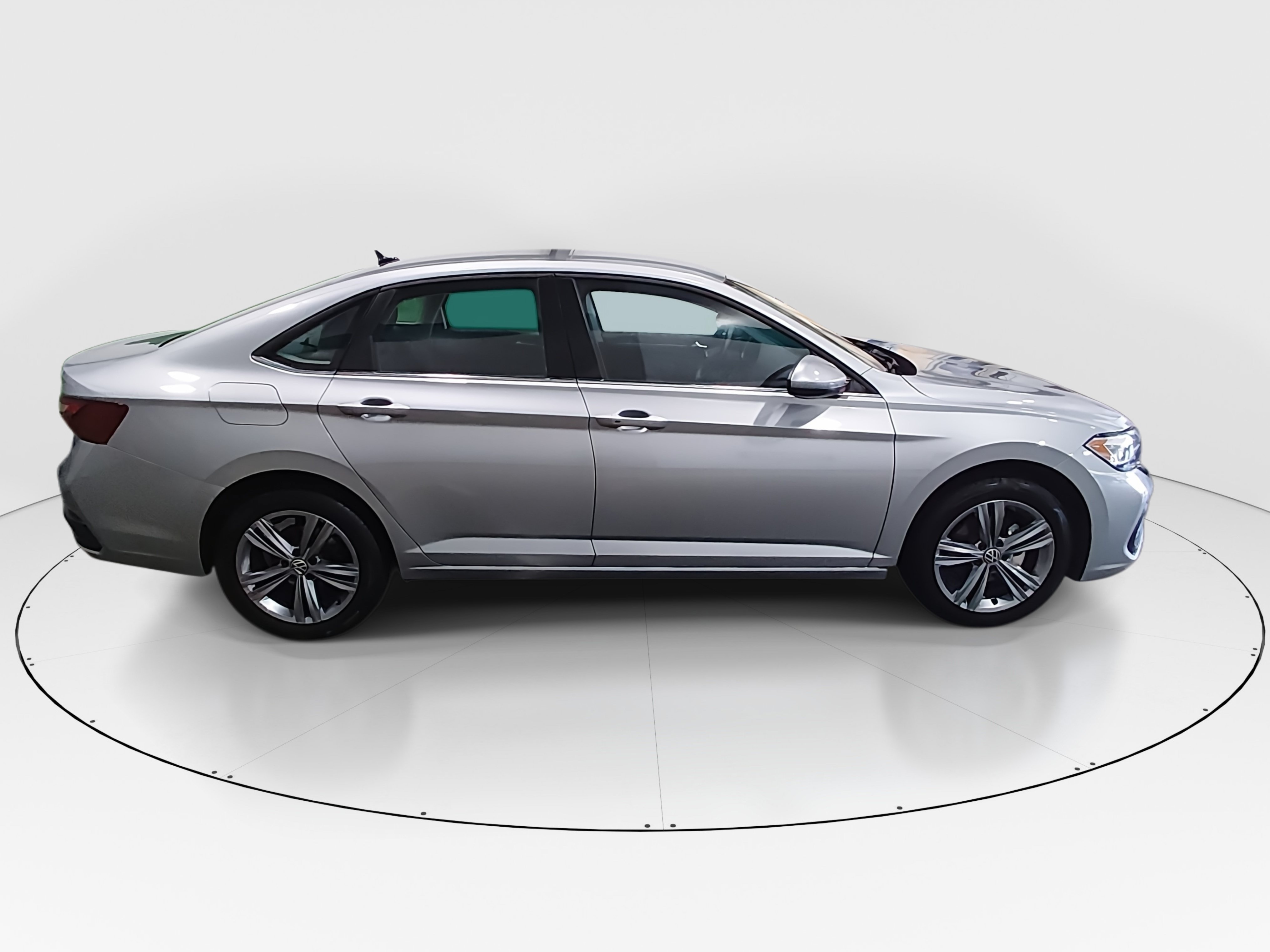 2024 Volkswagen Jetta SE - Photo 8