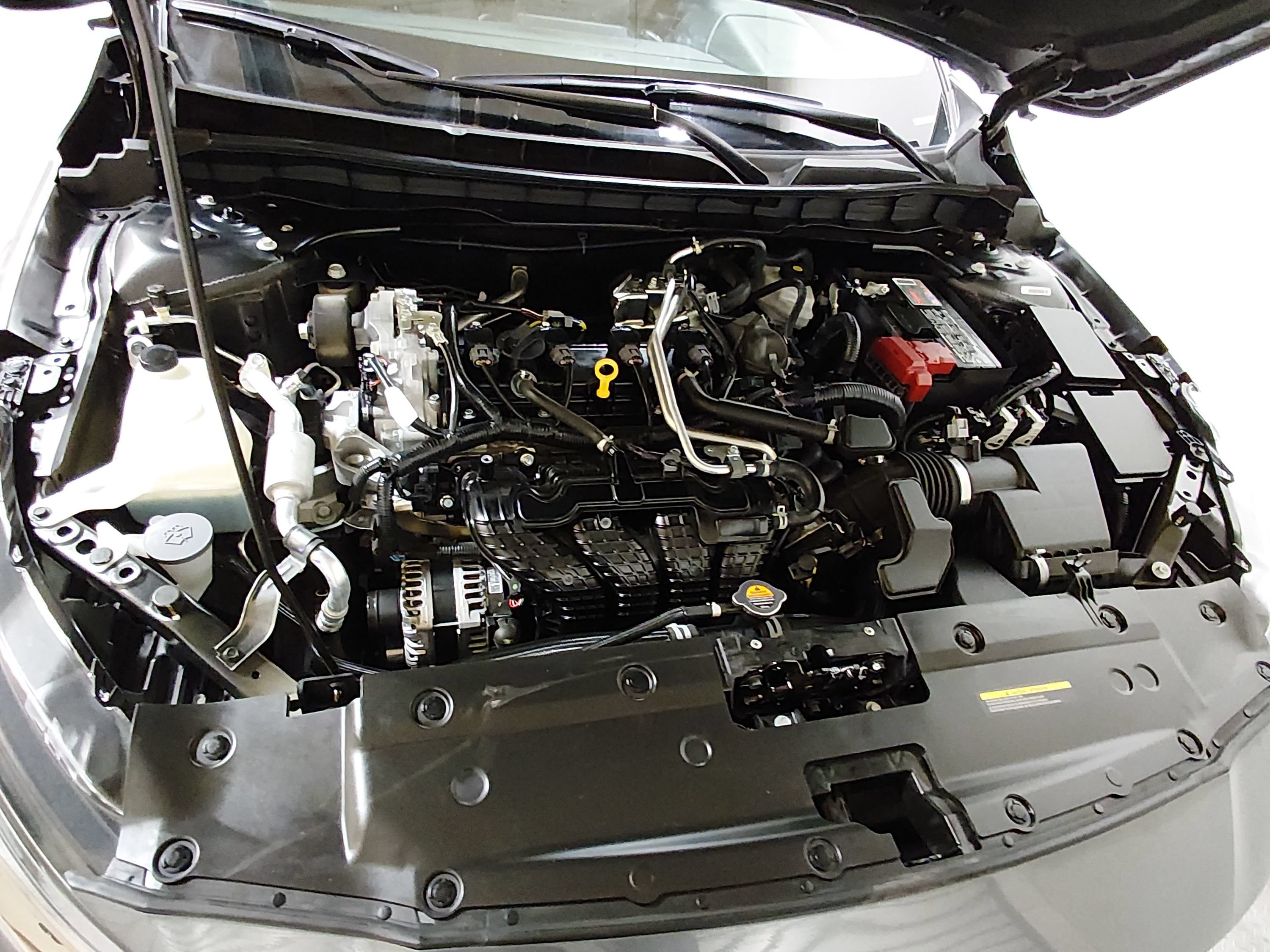 2025 Nissan Altima SV - Photo 9