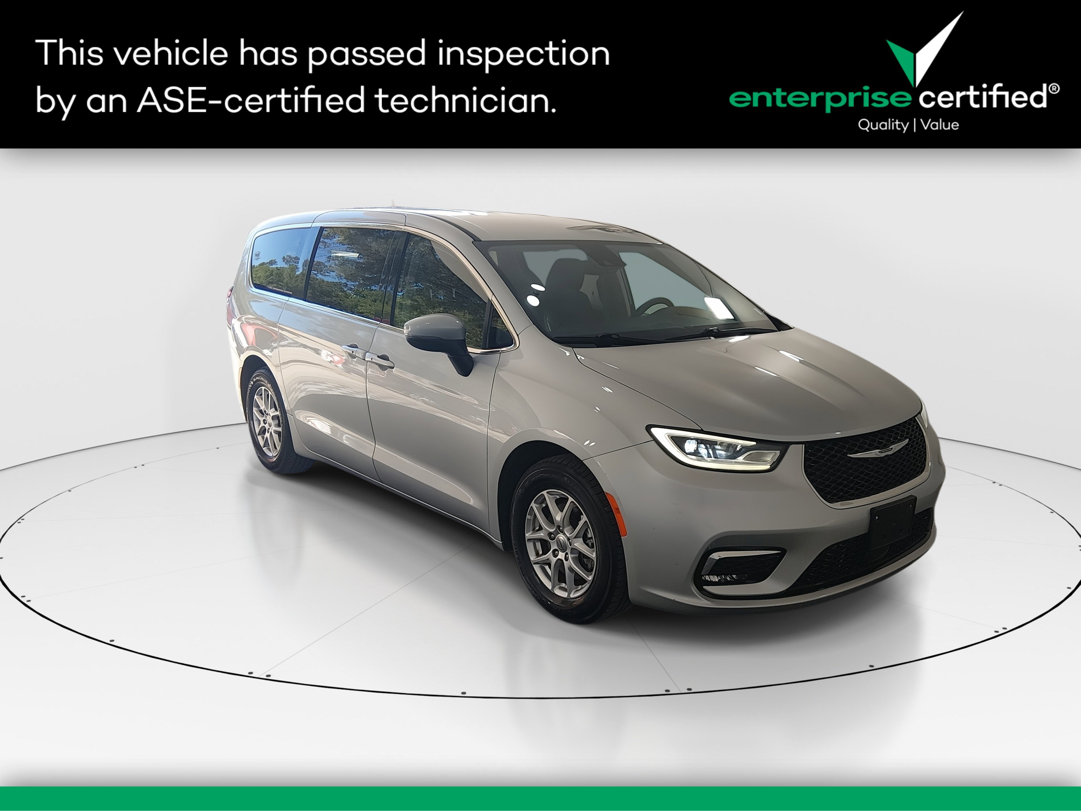 2023 Chrysler Pacifica Touring L FWD for sale on Searchshop