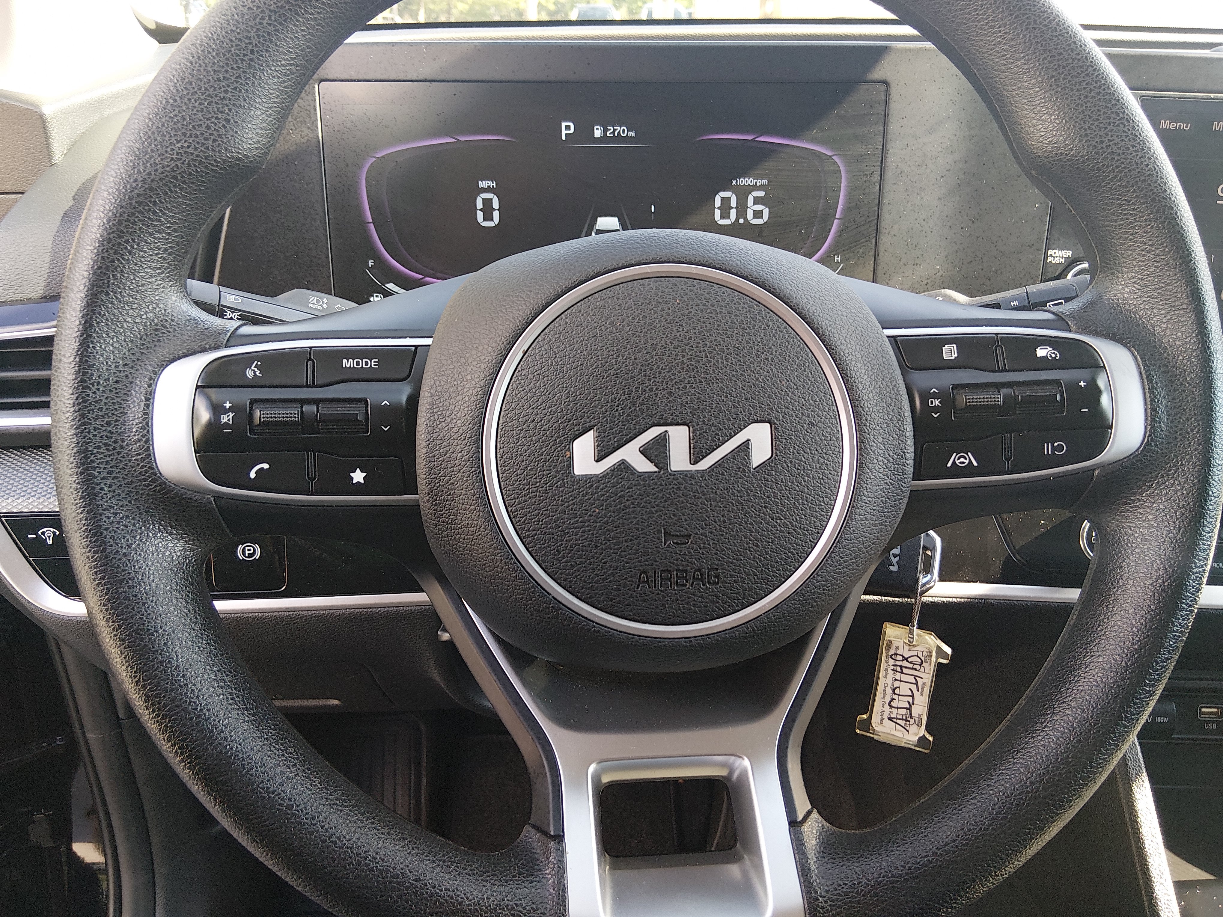 2025 Kia Sportage LX - Photo 12