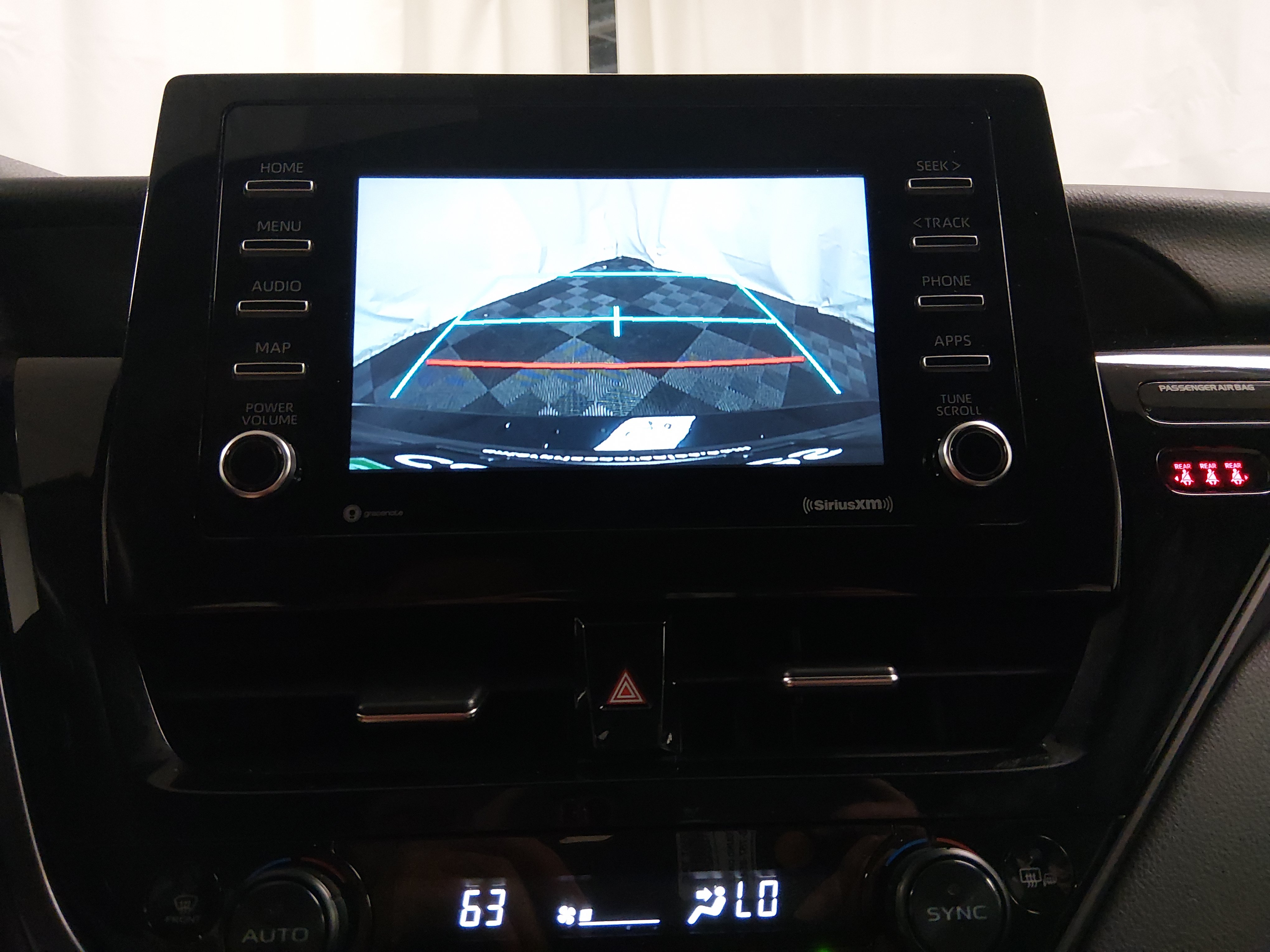 2023 Toyota Camry SE - Photo 16