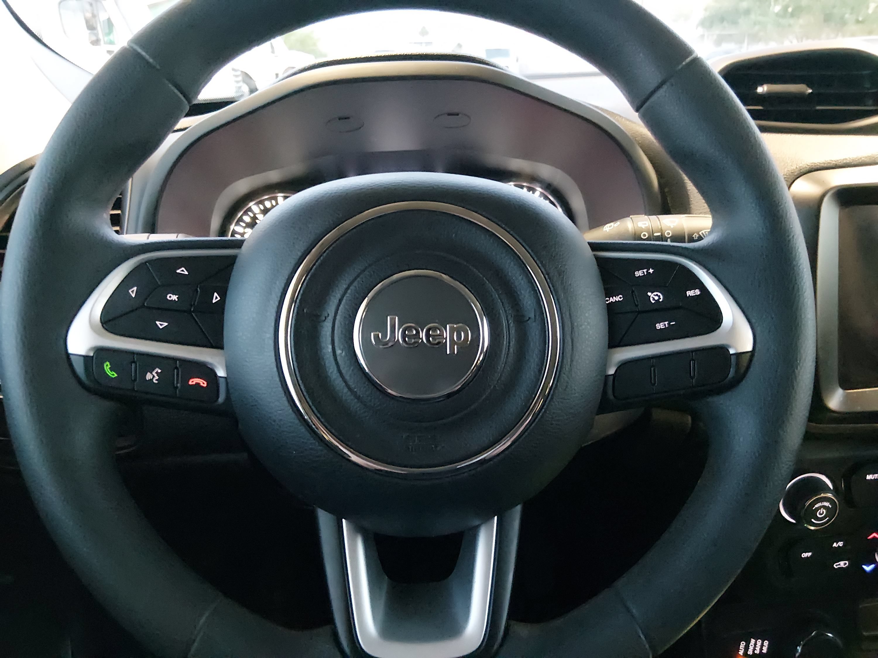 2023 Jeep Renegade Latitude - Photo 12