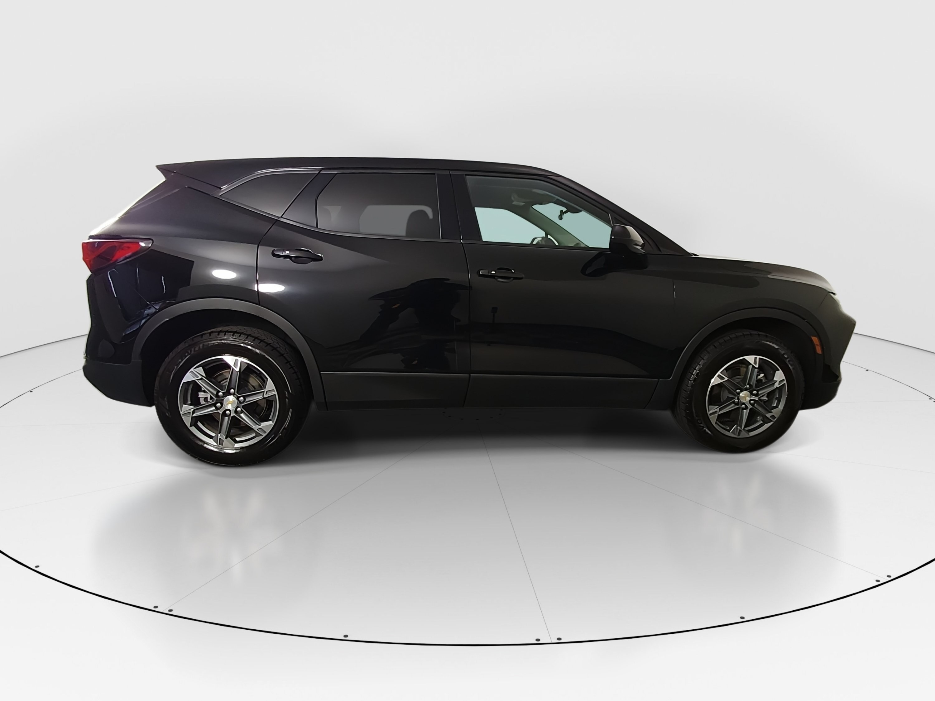 2025 Chevrolet Blazer 2LT - Photo 8