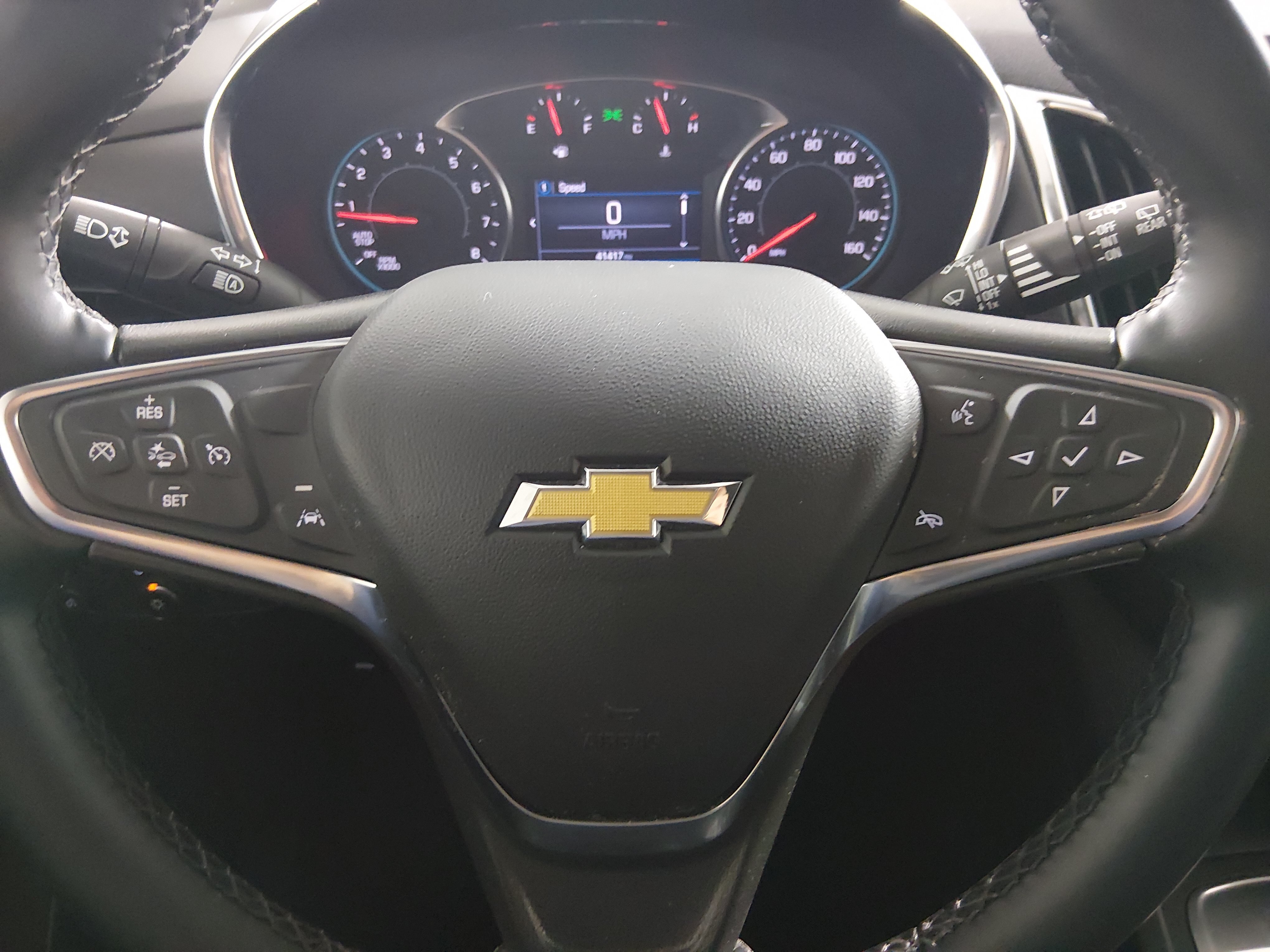2024 Chevrolet Equinox LT - Photo 12