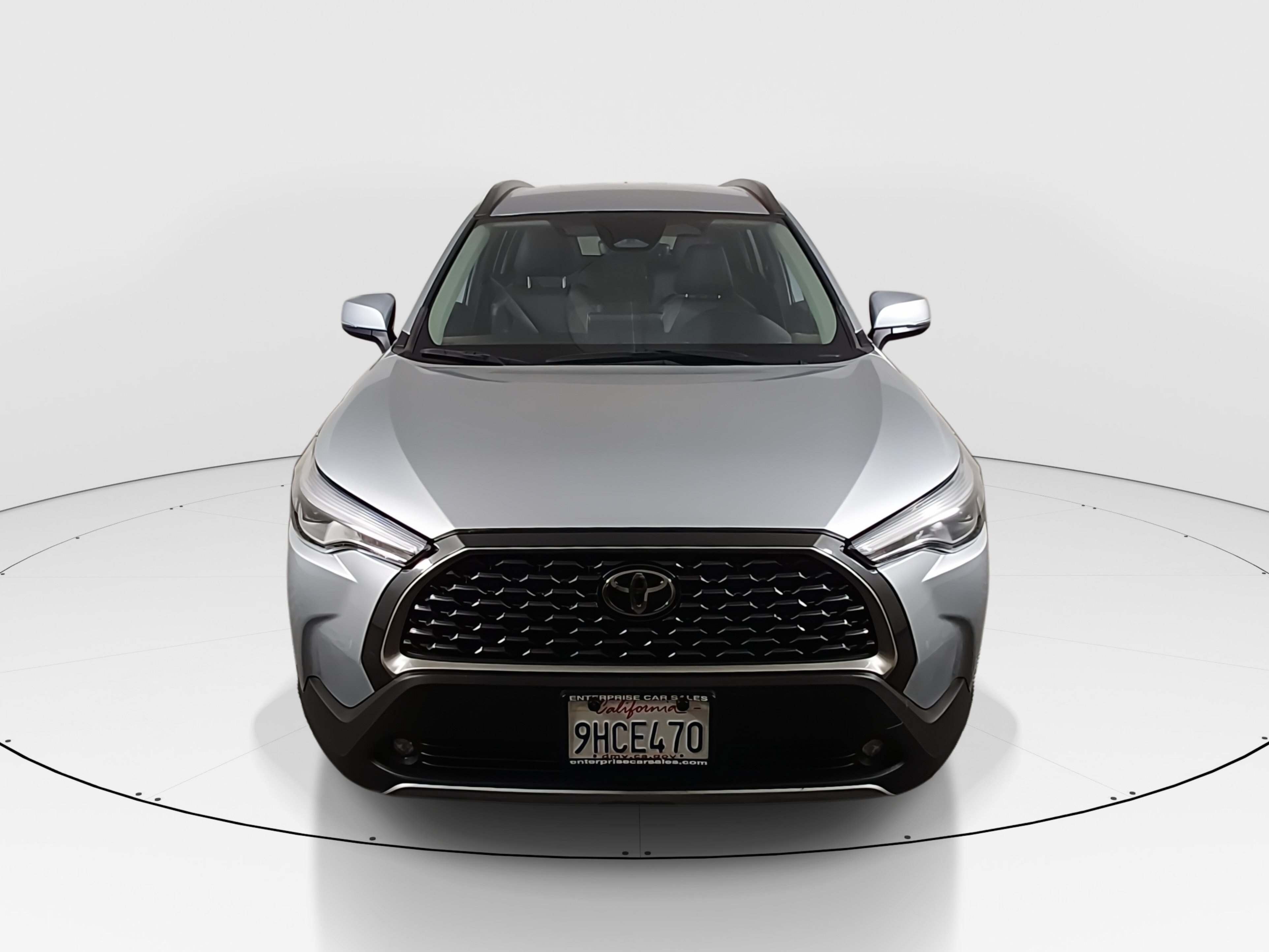 2023 Toyota Corolla Cross XLE - Photo 2