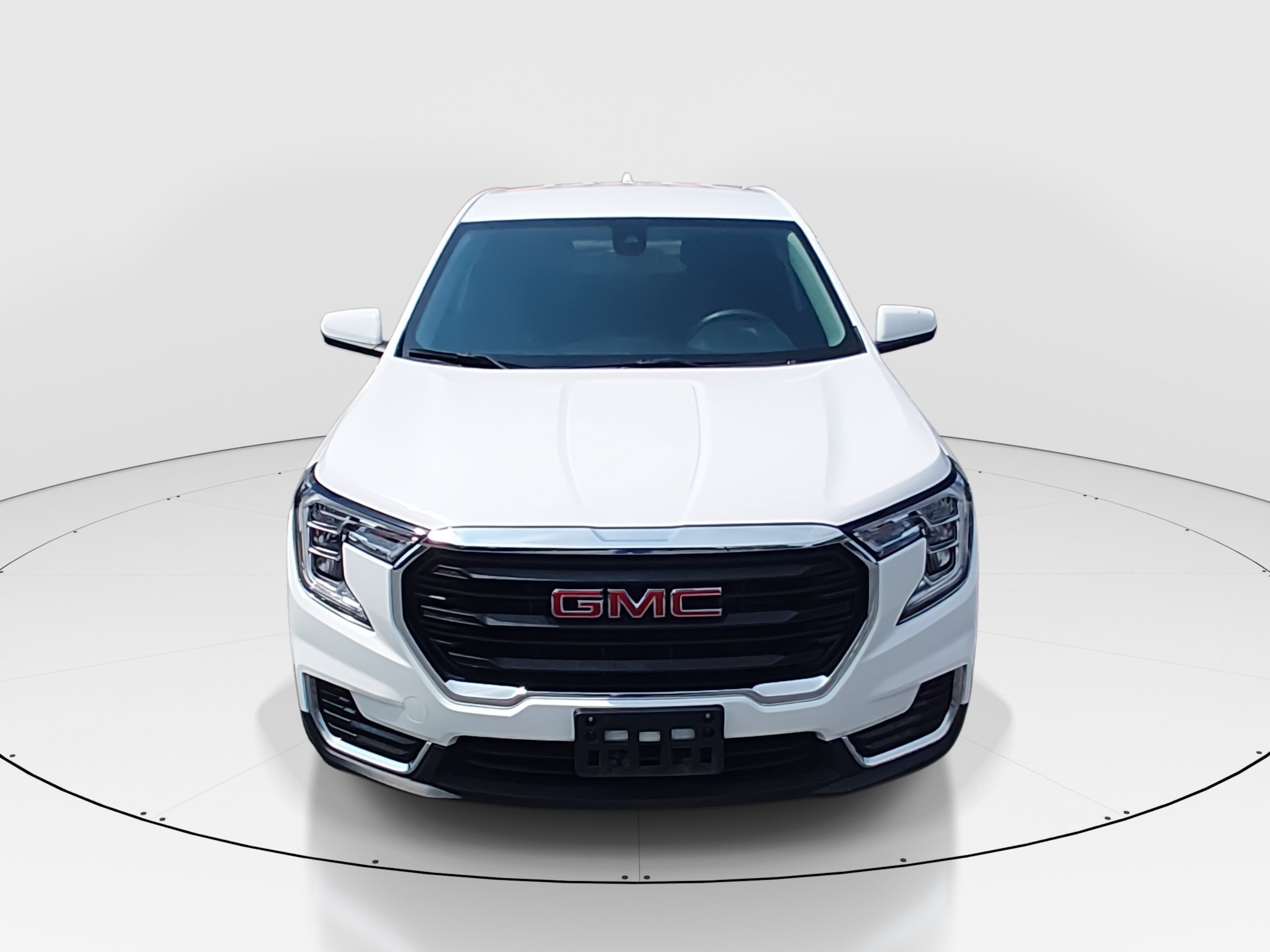 2024 GMC Terrain SLE - Photo 2