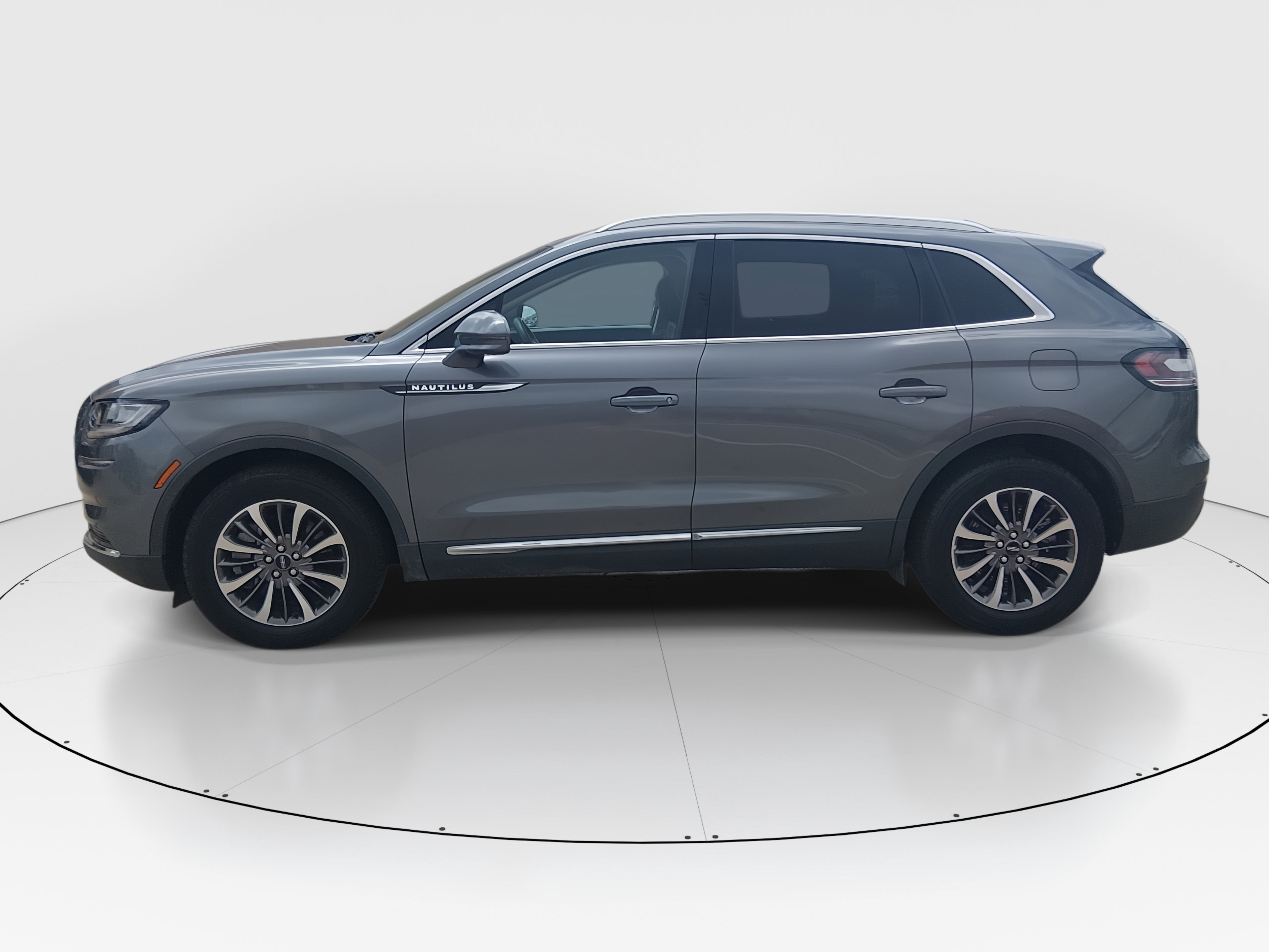 2023 Lincoln Nautilus 4