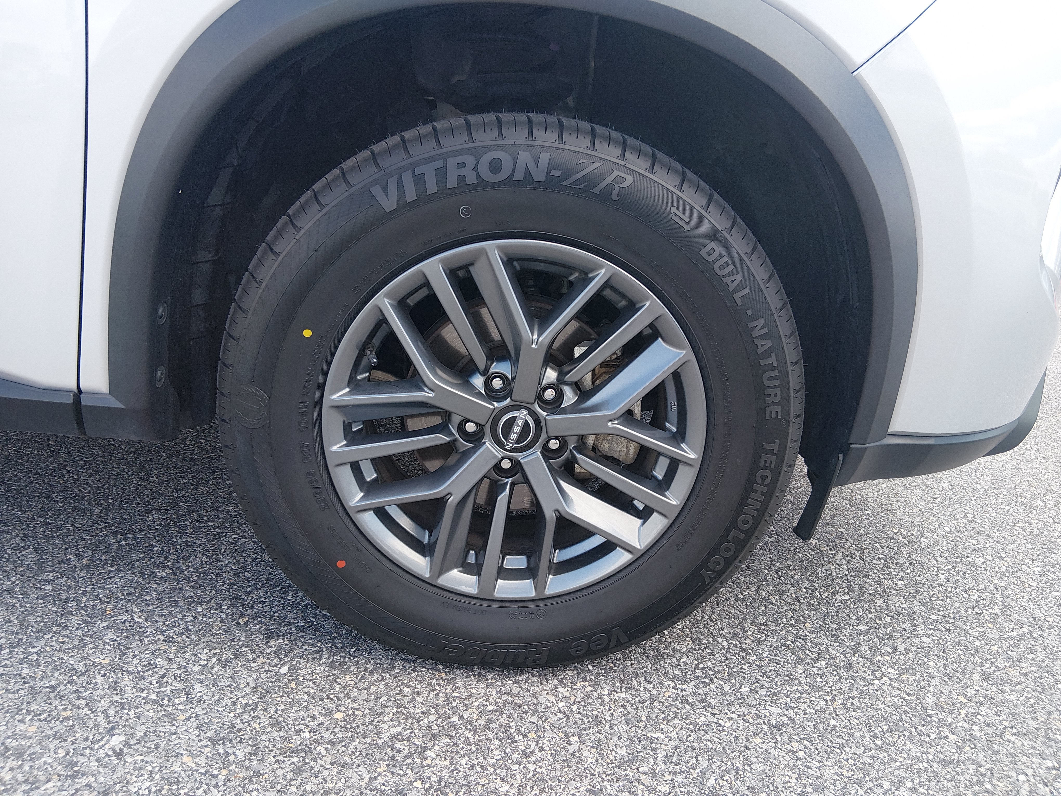 2024 Nissan Rogue S - Photo 10