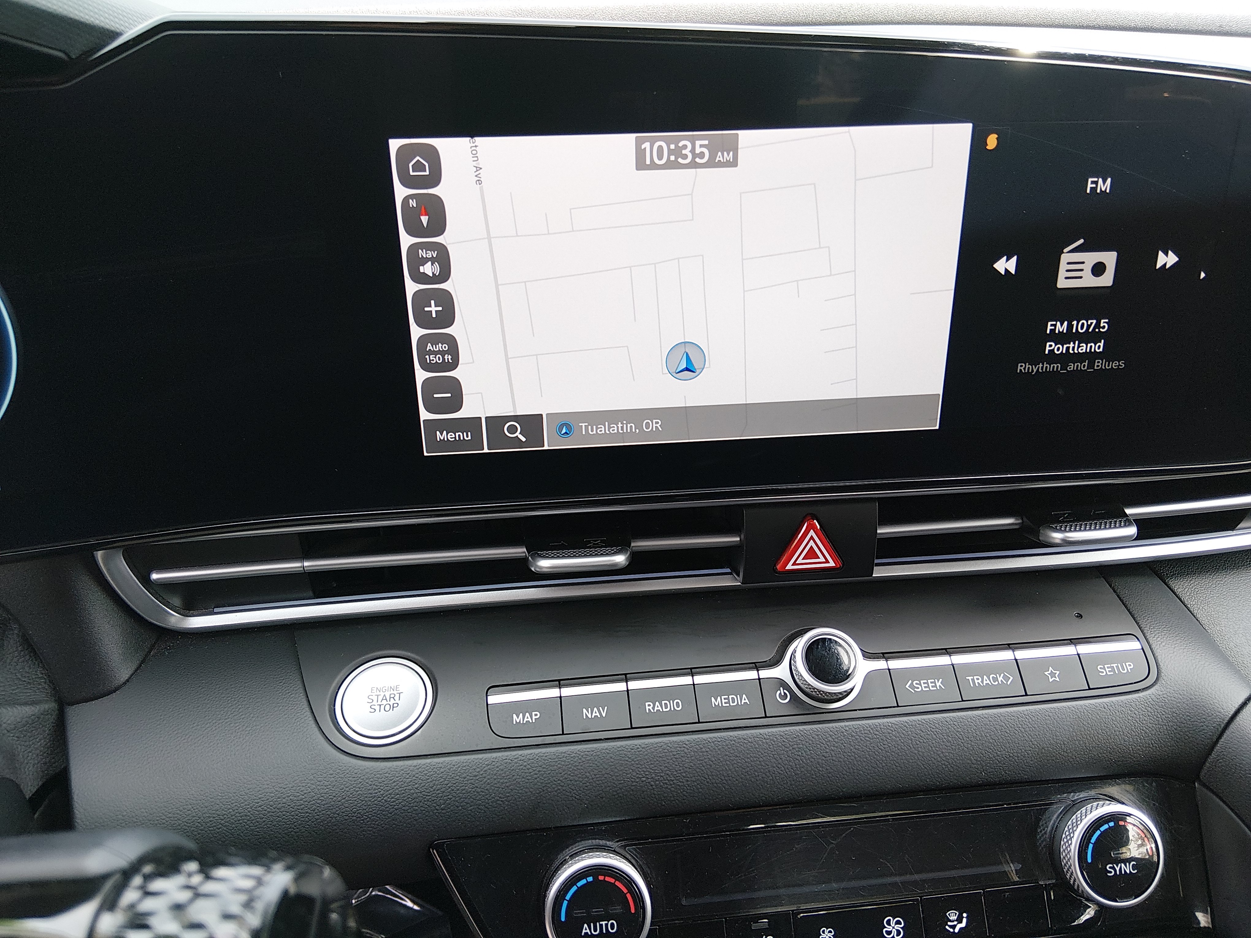 2024 Hyundai Elantra SEL - Photo 17