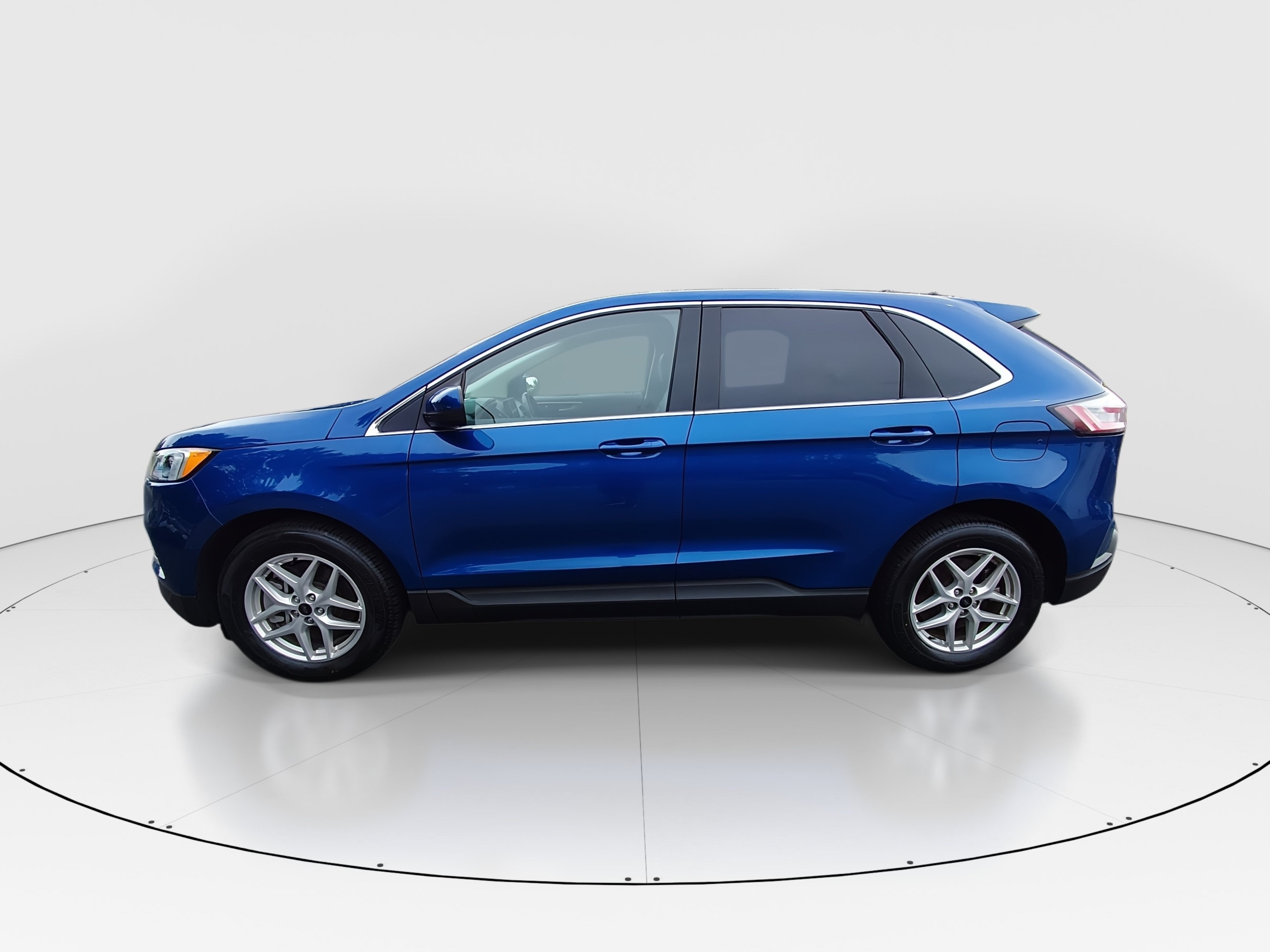 2024 Ford Edge SEL - Photo 4