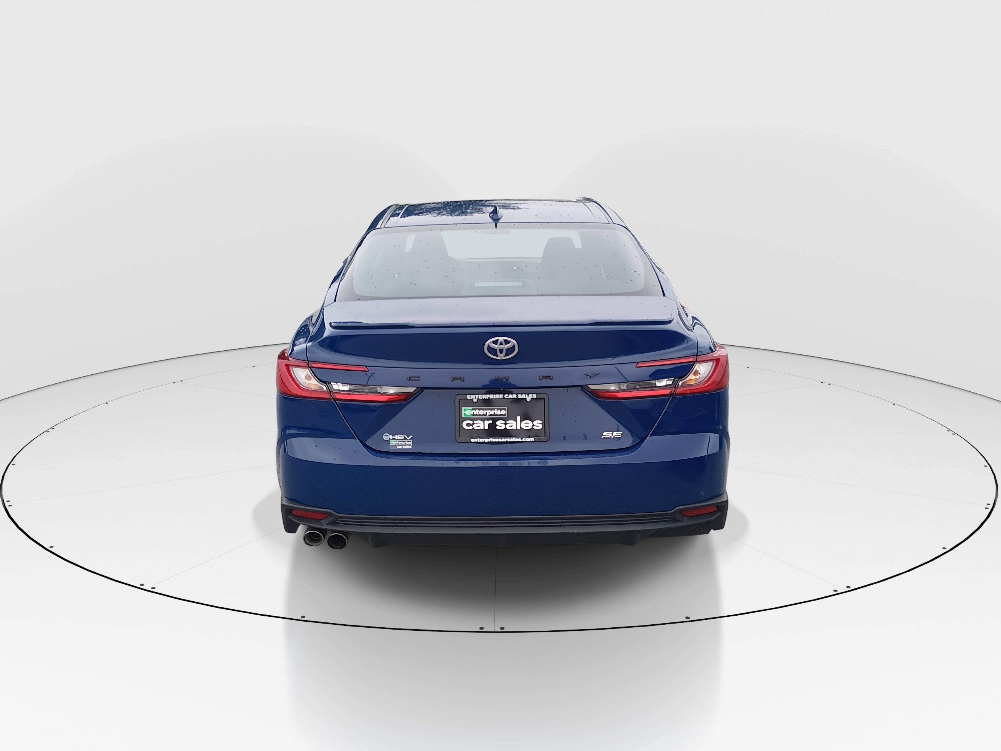 2025 Toyota Camry SE - Photo 6