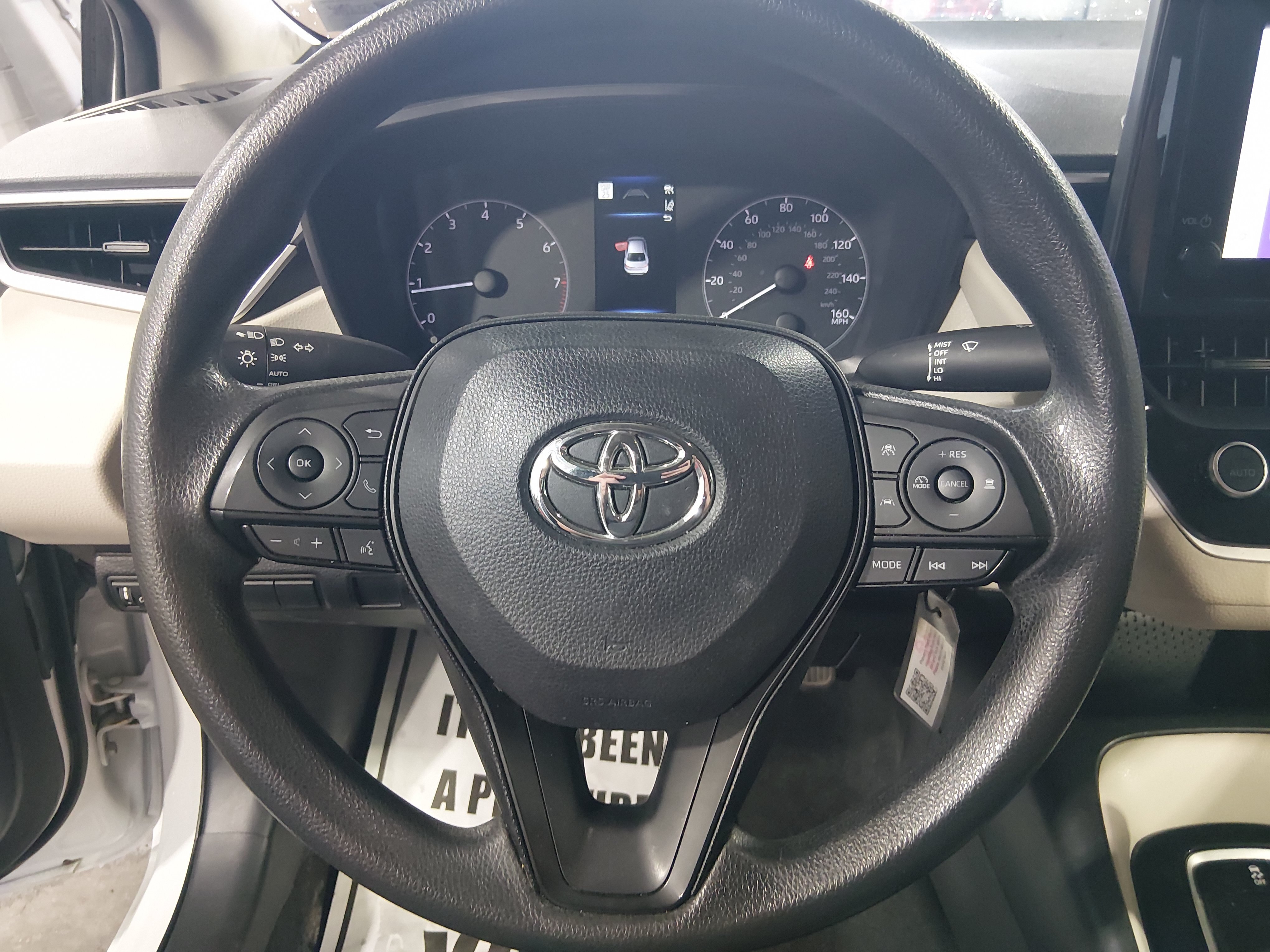 2023 Toyota Corolla LE - Photo 12