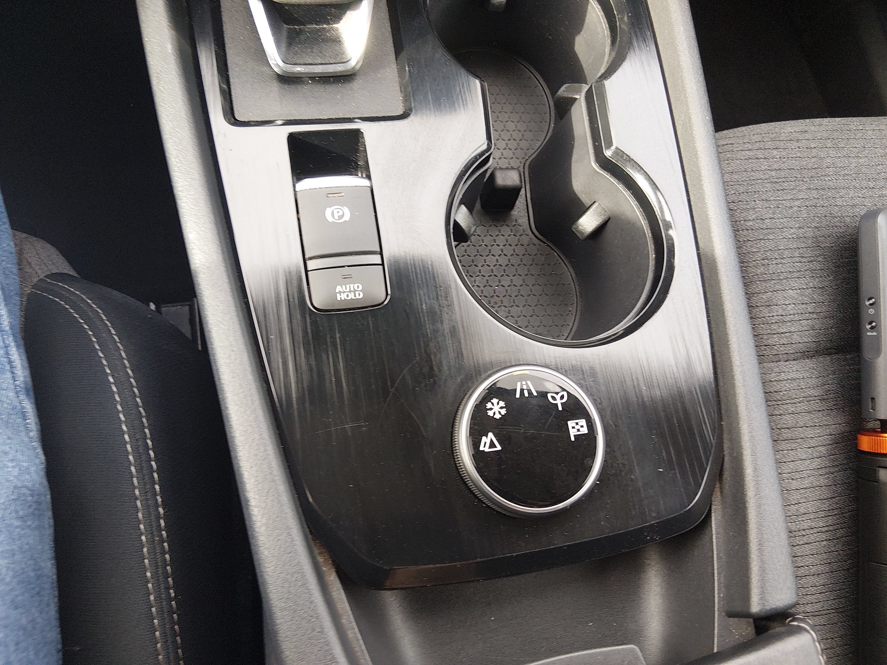 2023 Nissan Rogue SV - Photo 19