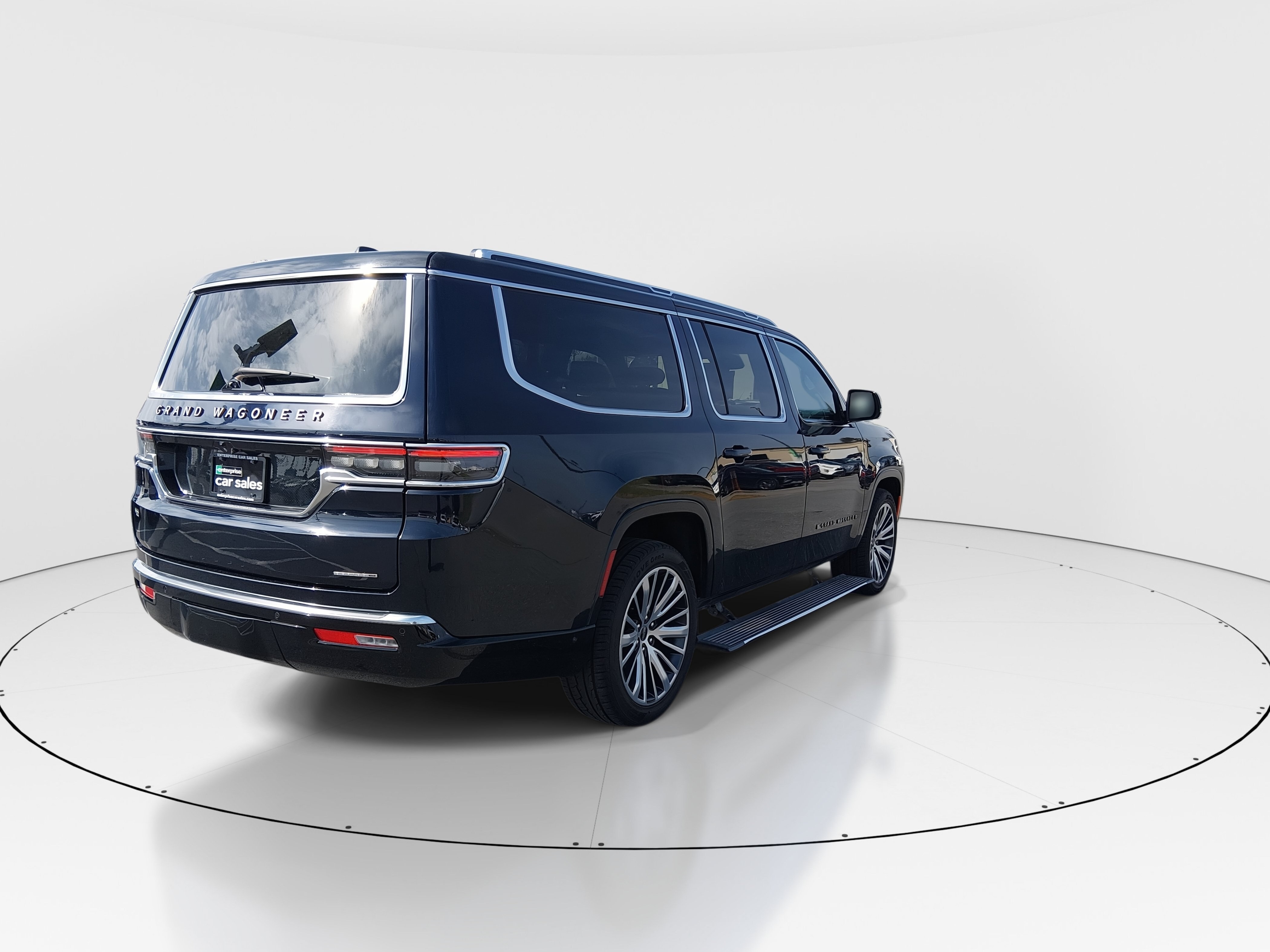 2024 Jeep Grand Wagoneer L Series III - Photo 7