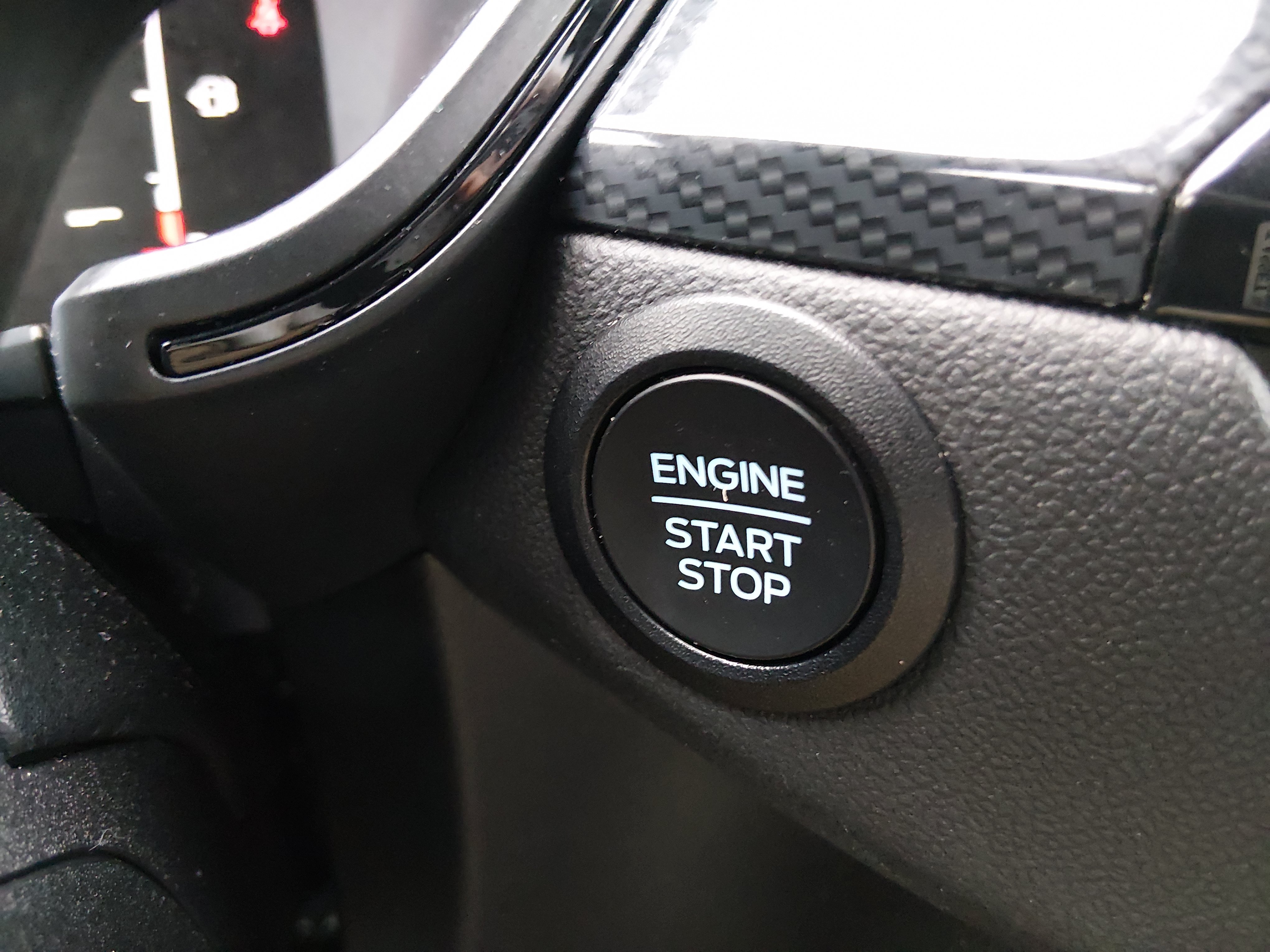 2025 Ford Escape ST-Line - Photo 20