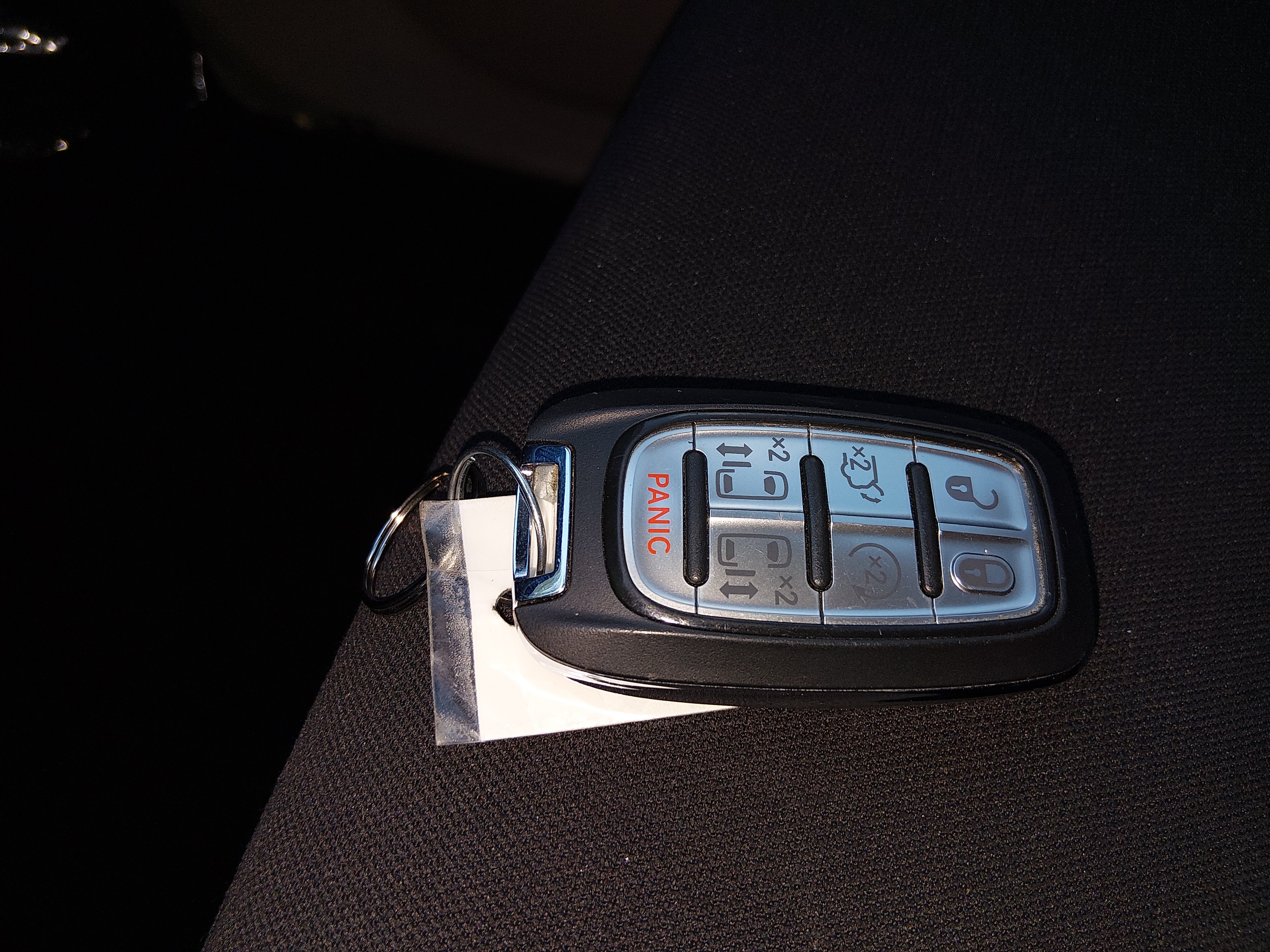 2023 Chrysler Voyager LX - Photo 15