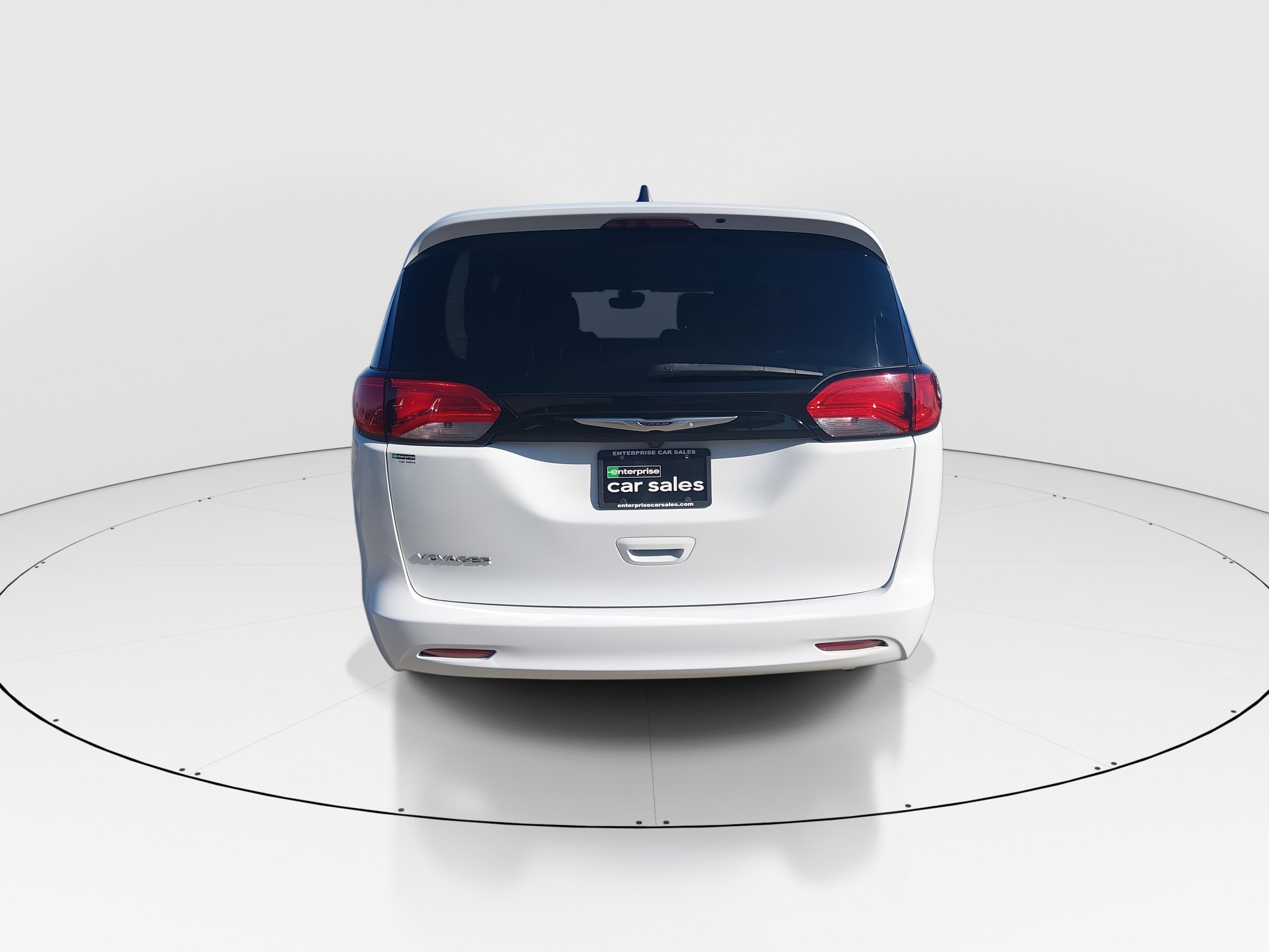 2023 Chrysler Voyager LX - Photo 6