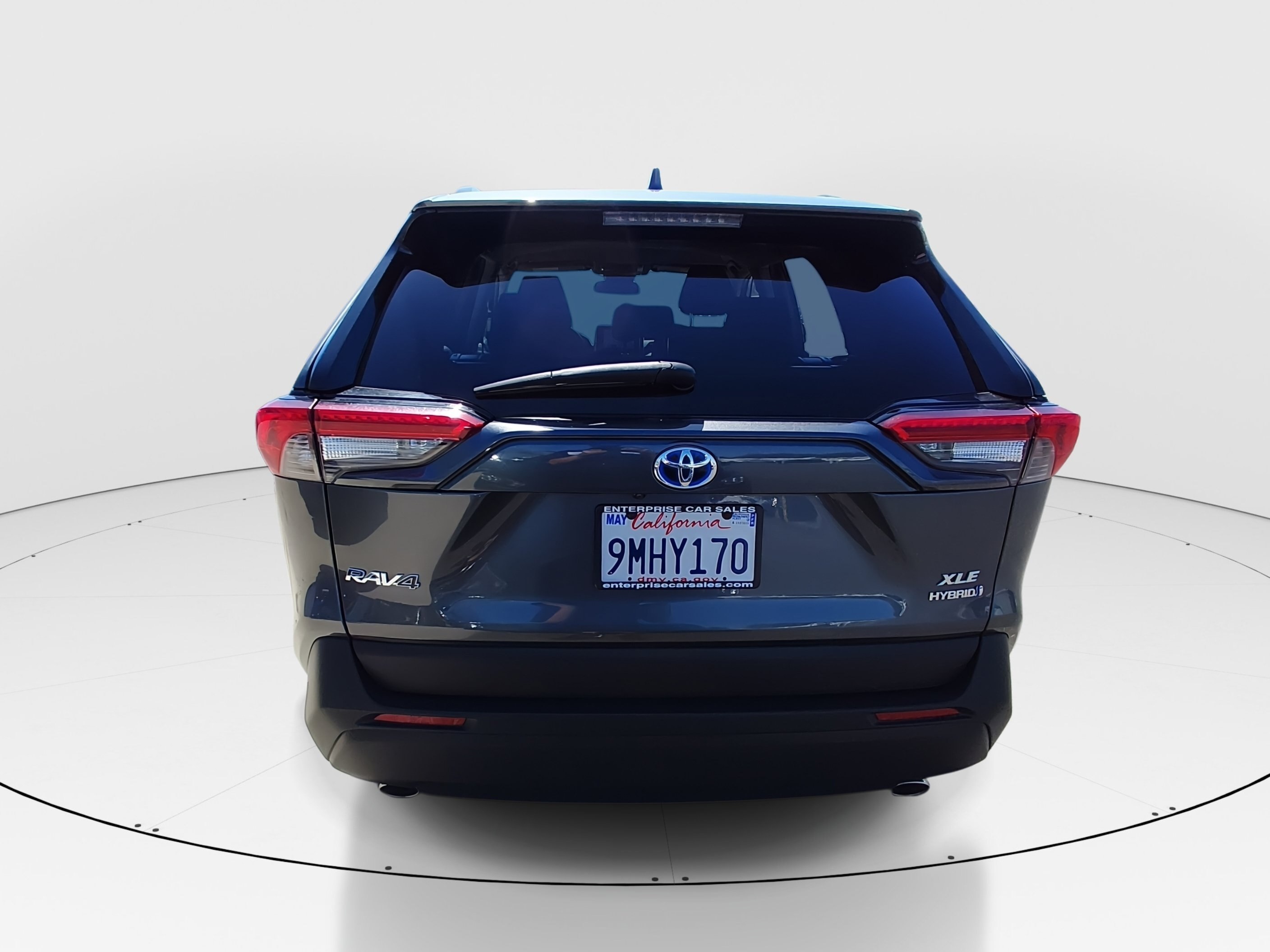 2024 Toyota RAV4 XLE - Photo 6