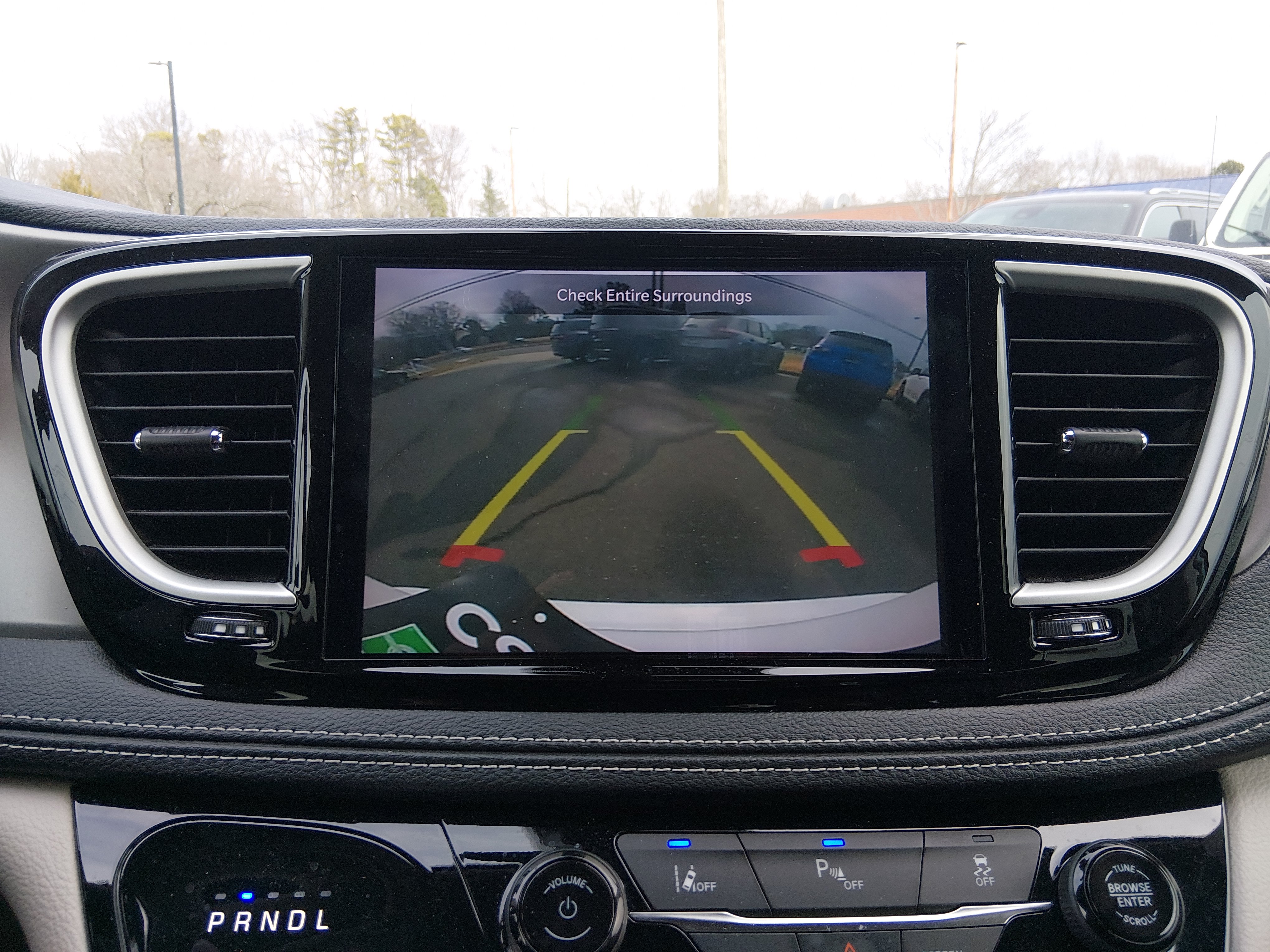 2023 Chrysler Pacifica Hybrid Touring L - Photo 16