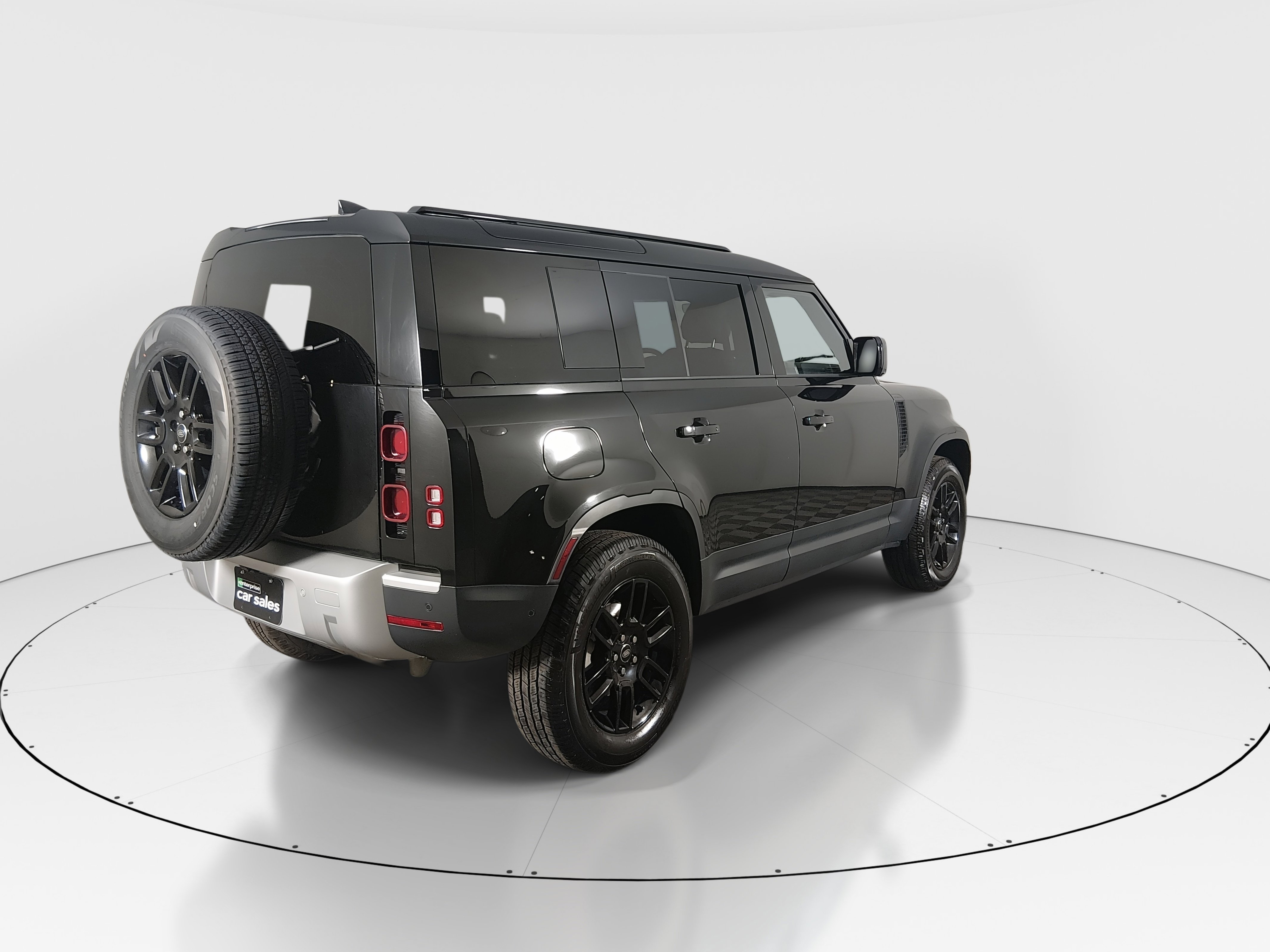 2025 Land Rover Defender S - Photo 7