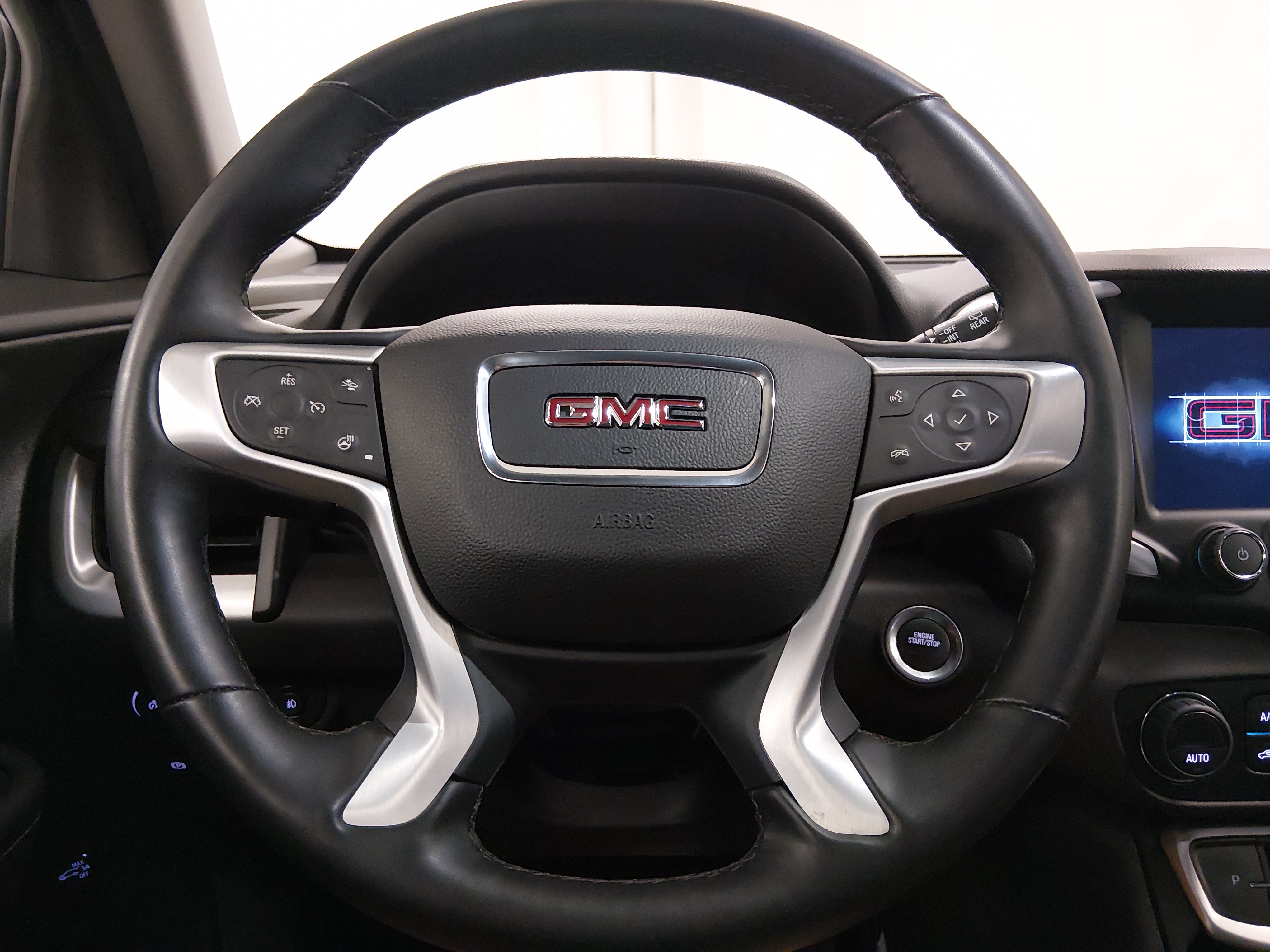 2024 GMC Terrain SLT - Photo 12