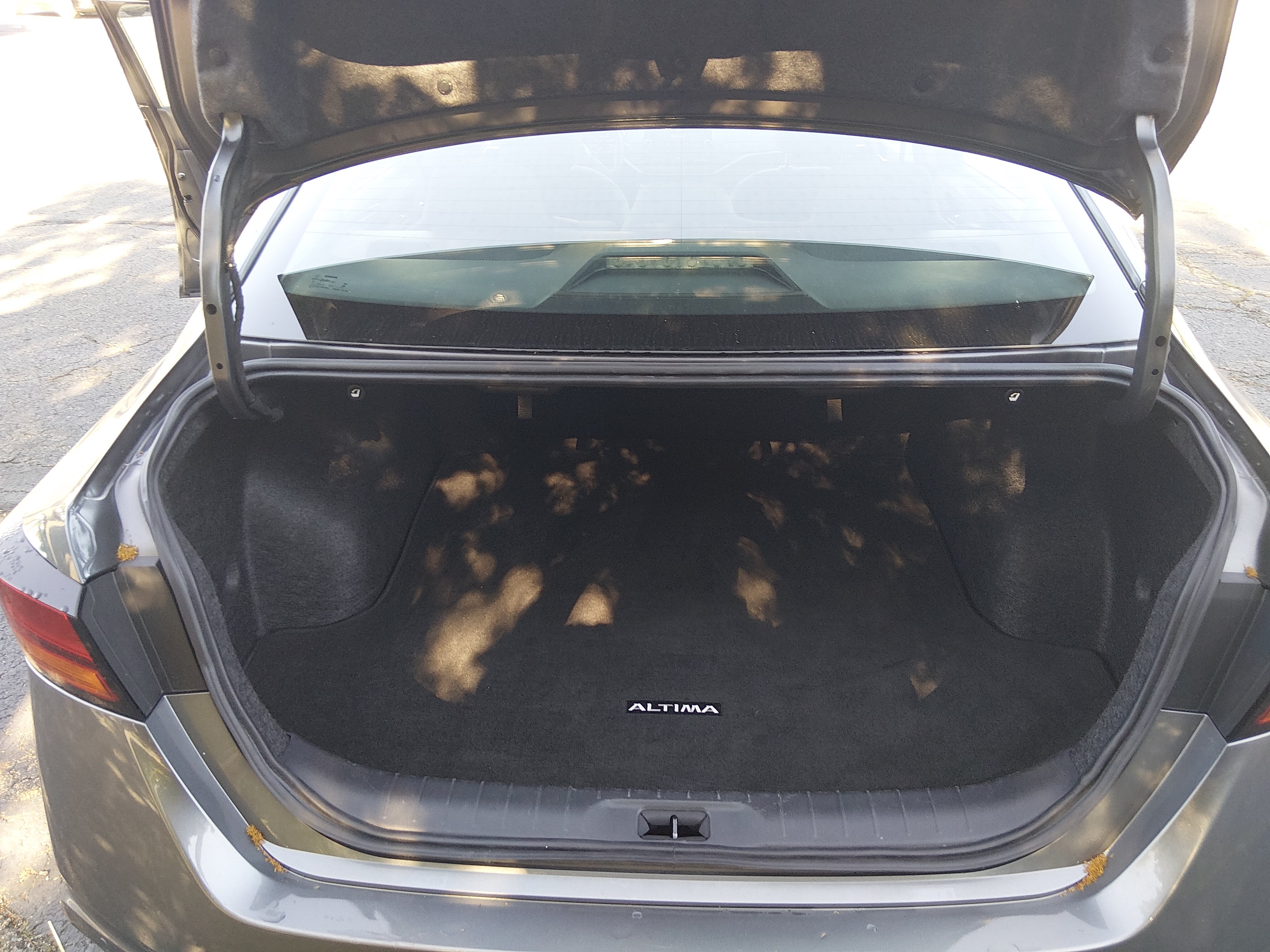 2025 Nissan Altima SV - Photo 11