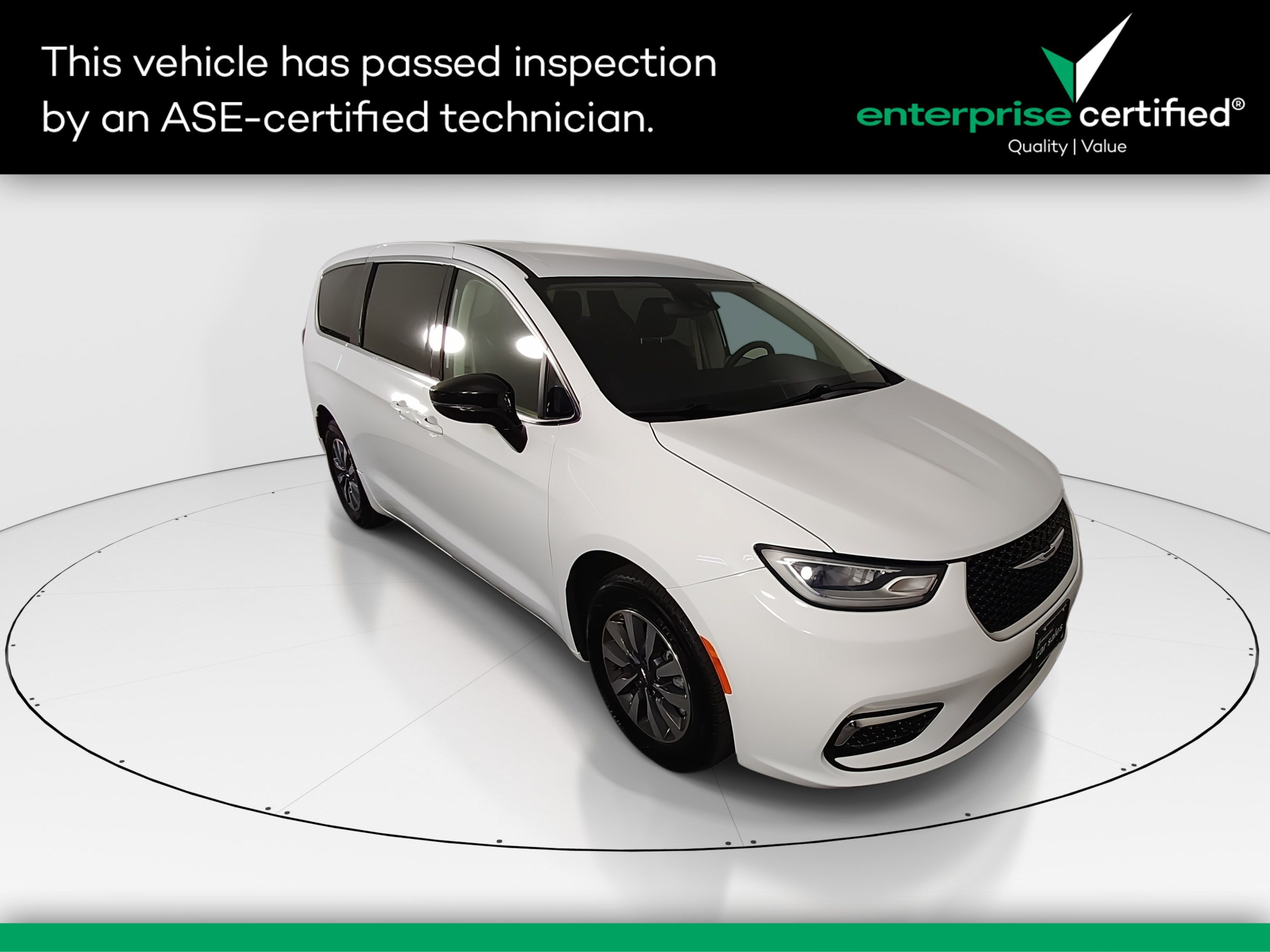 2024 Chrysler Pacifica PHEV