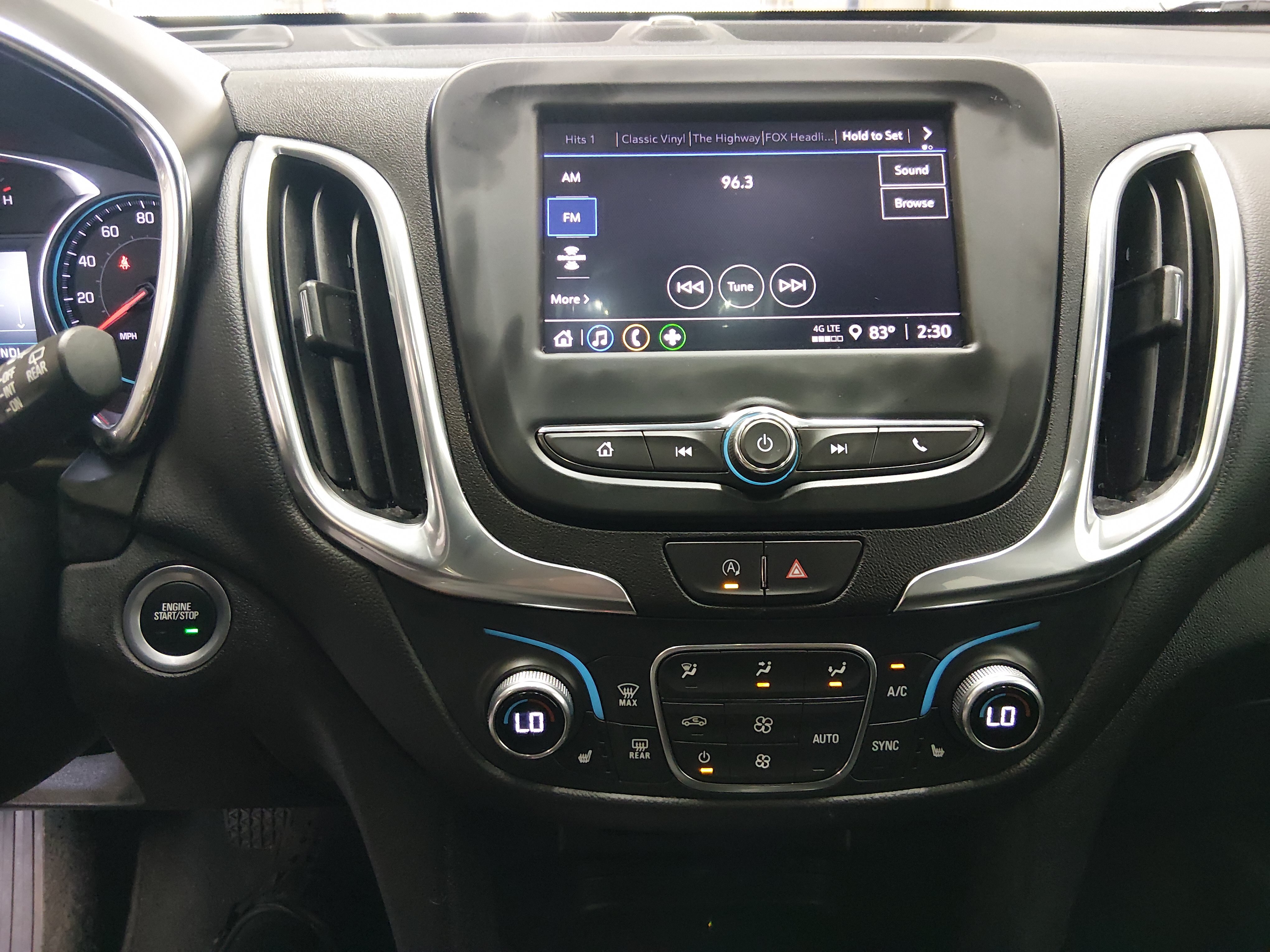 2024 Chevrolet Equinox LT - Photo 19