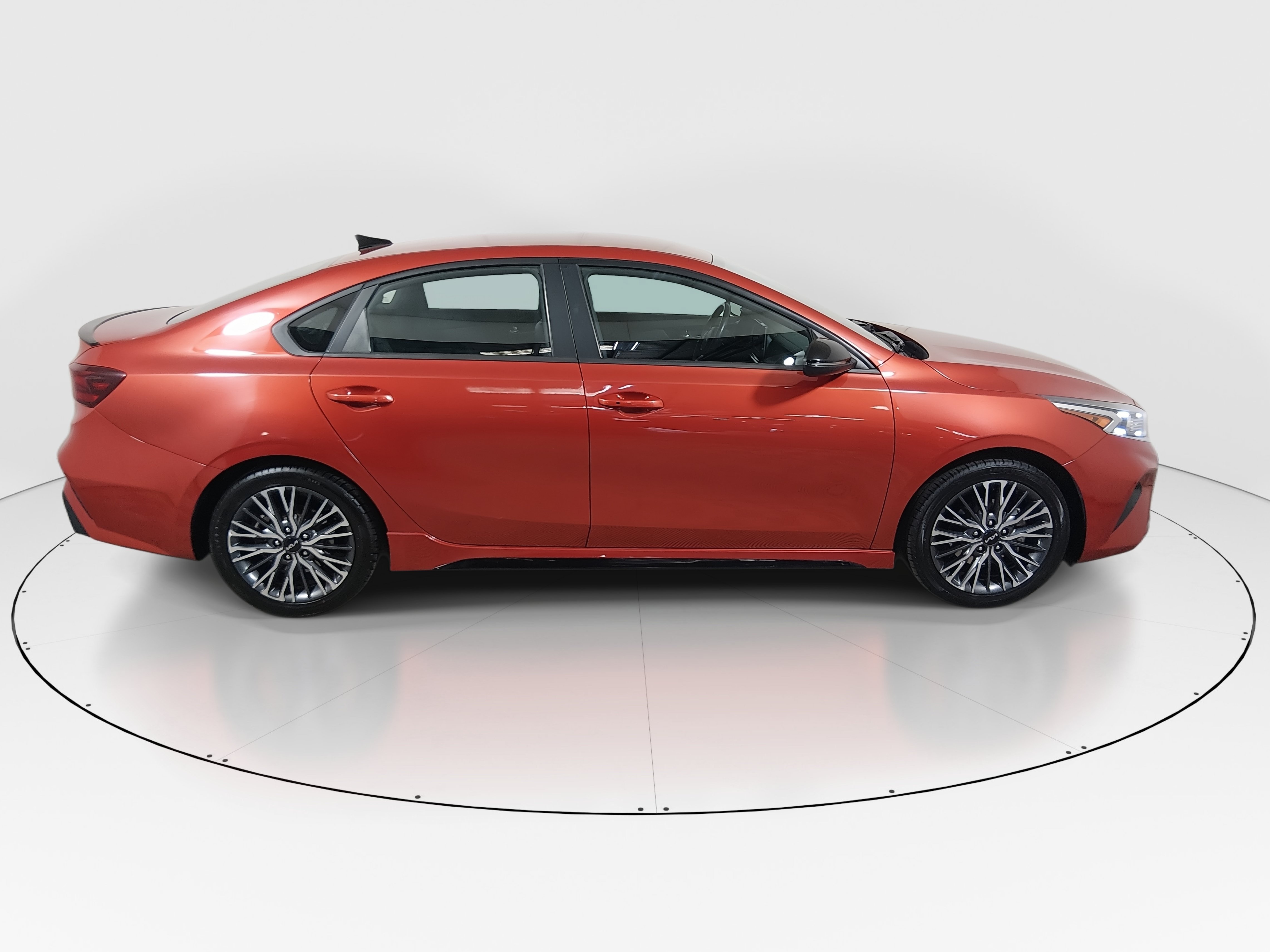 2023 Kia Forte GT-Line - Photo 8