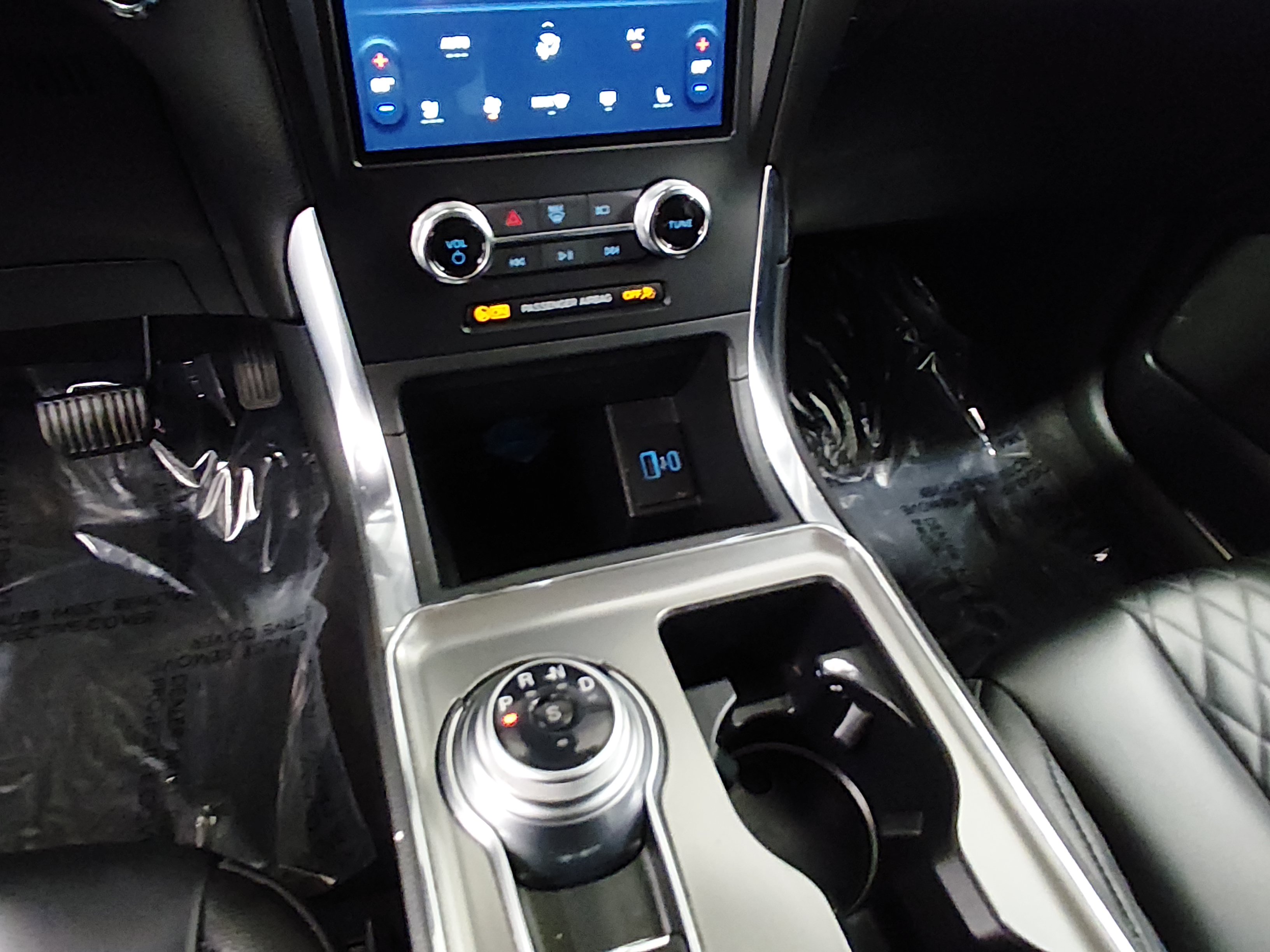 2024 Ford Edge Titanium - Photo 13